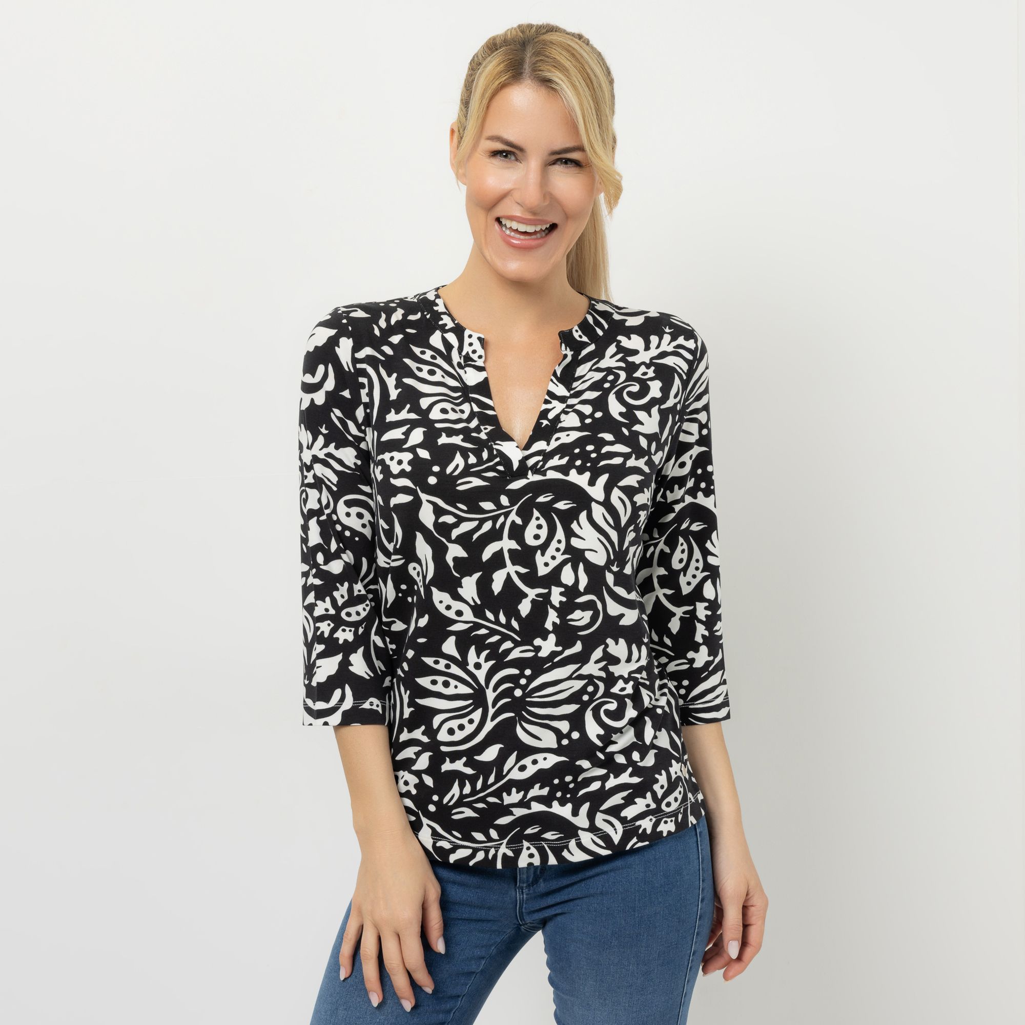 EVA LUTZ Shirt, 3/4-Arm Rundhalsausschnitt mit ECOVERO Viskose figurumspielend