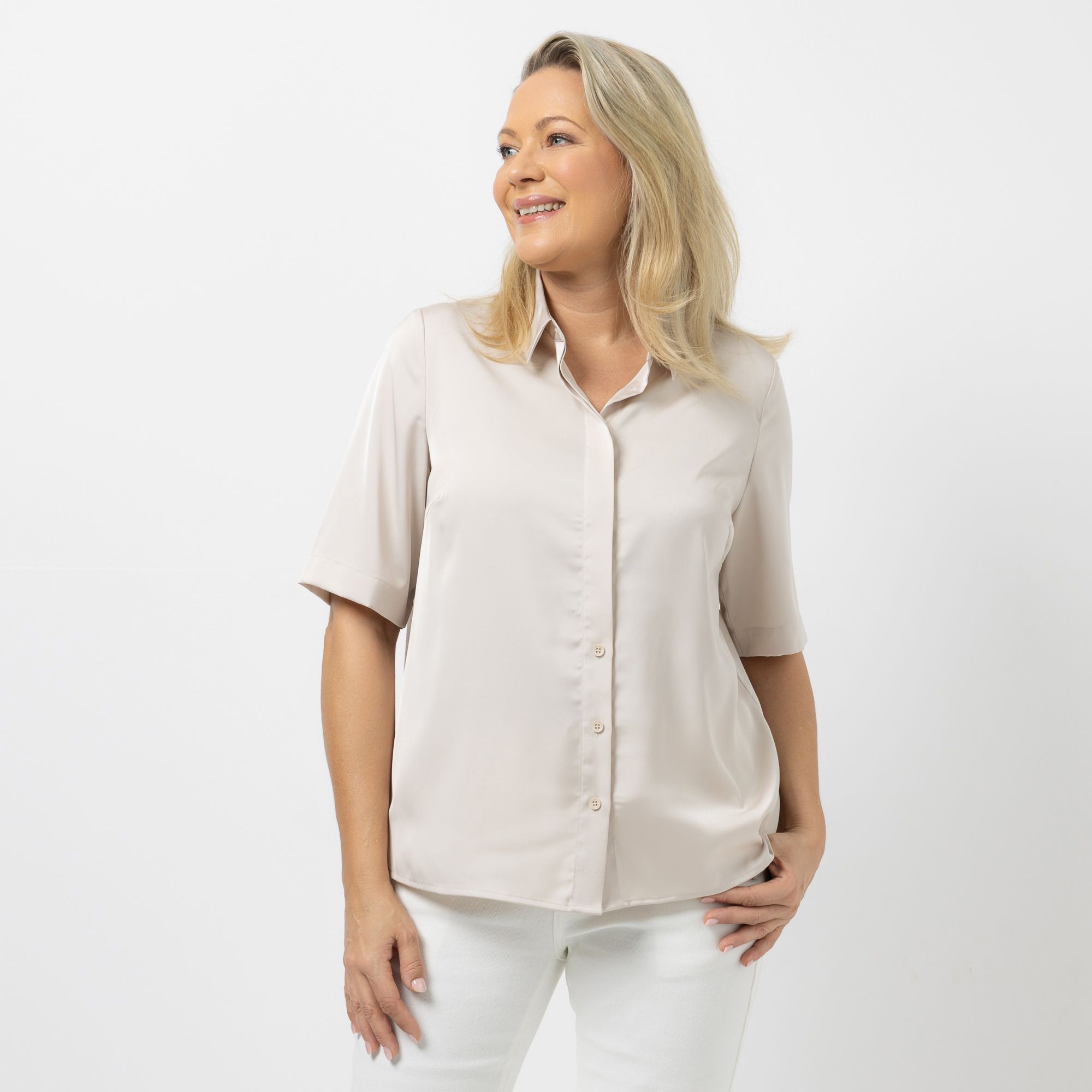 KILIAN KERNER SENSES Bluse, langer Halbarm ausgestellter Saum teilverdeckte Knöpfe figurumspielend