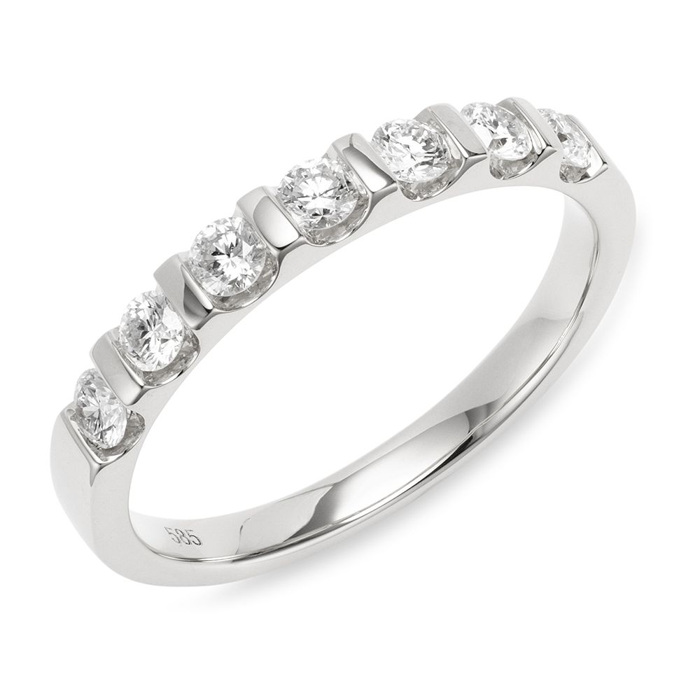 DIAMOUR Ring 7 Brillanten zus. ca. 0,45ct Gold 585