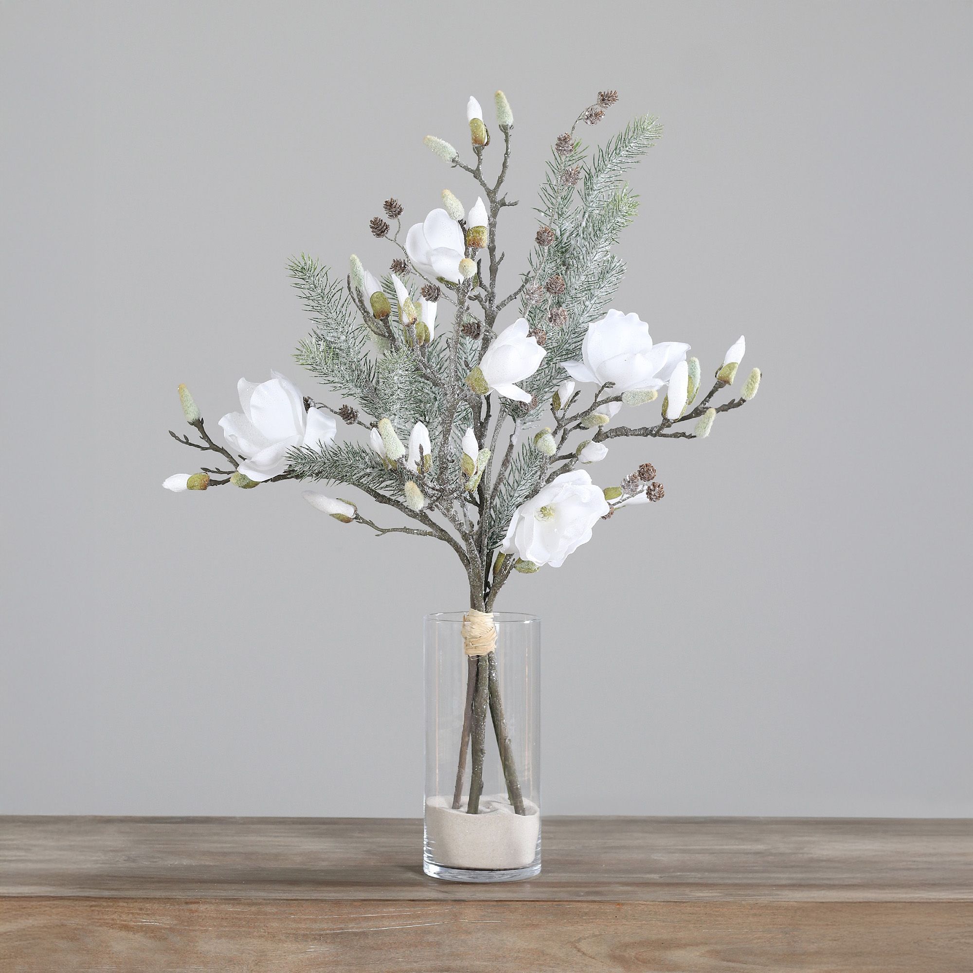 PUR FLEUR Premium-Bouquet weihnachtlich Magnolie & Tanne Höhe 72cm, Ø 50cm