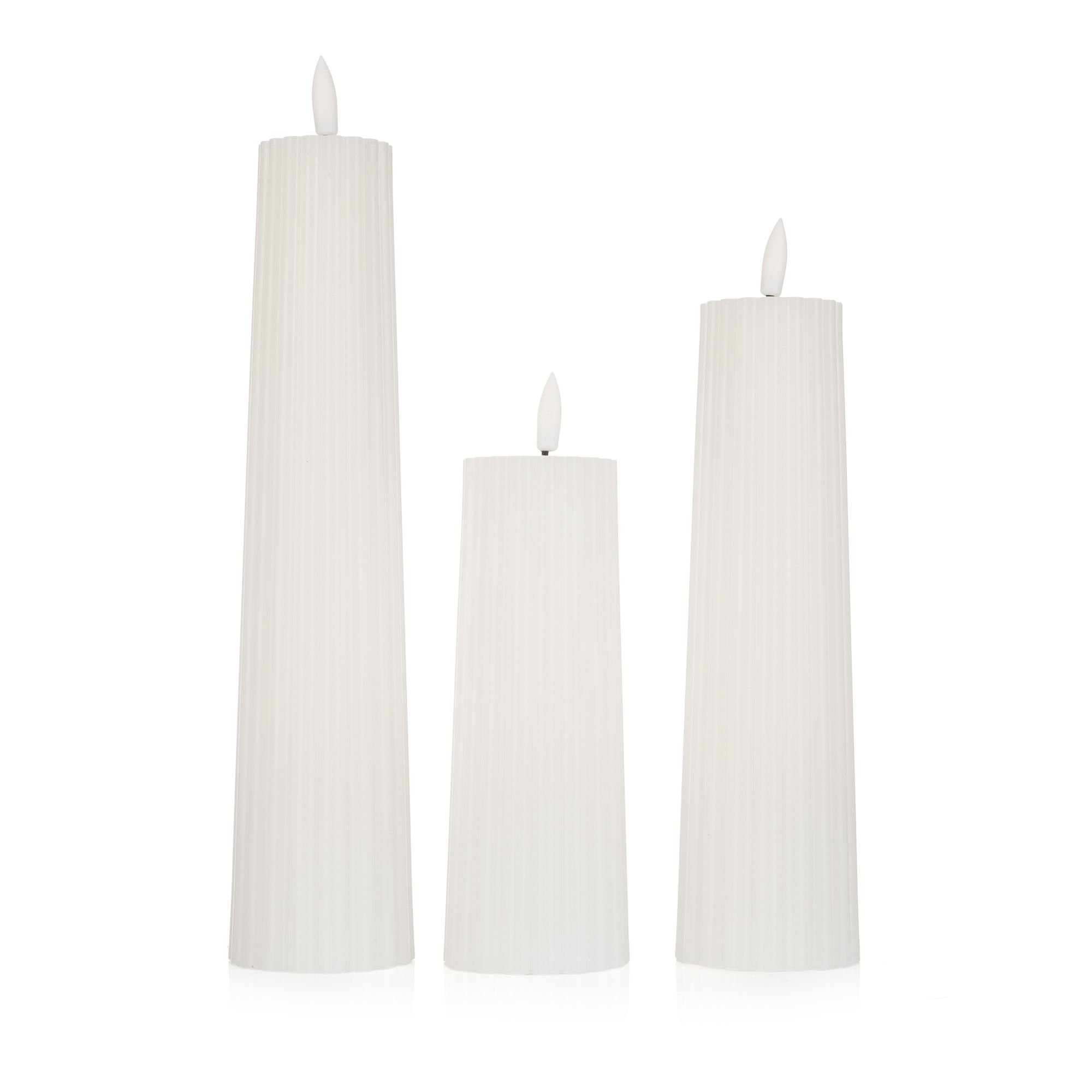 ELAMBIA 3 LED-Kerzen Kegelform Flamme Luma, Timer Höhe 16, 21 & 26cm