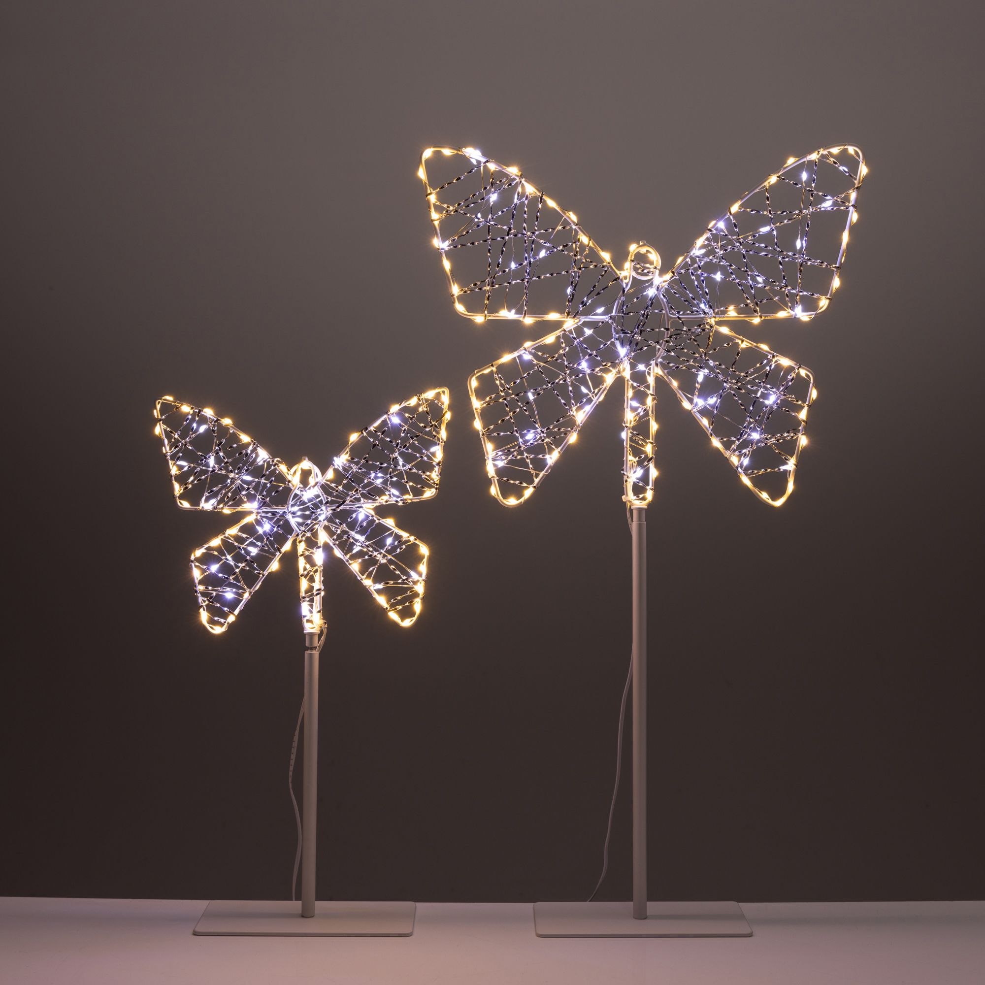 LUMIDA Casa LED-Dekoration häng- oder stellbar Netzbetrieb, Timer 2 Stück