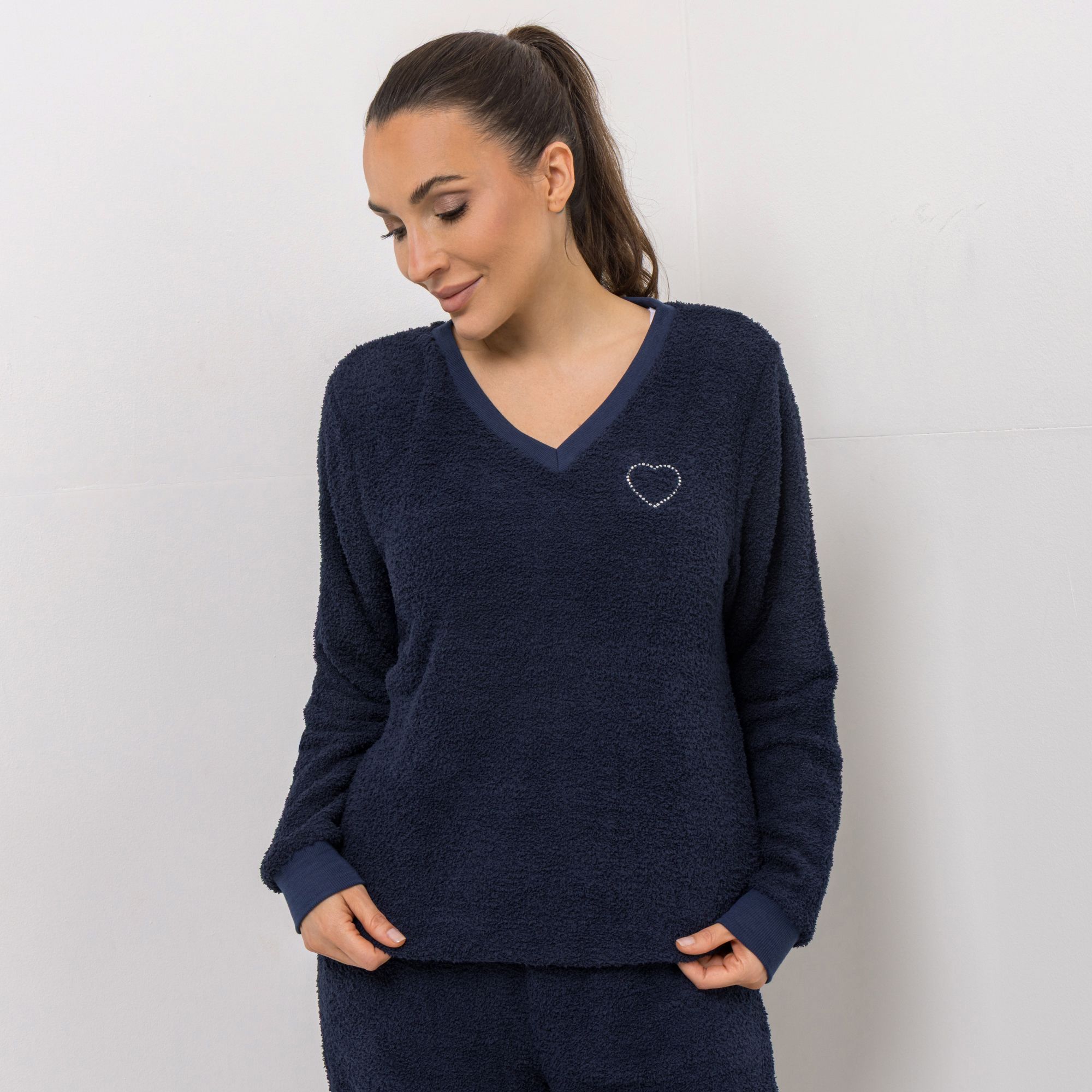 COZEE HOME Homewear Damen-Pullover Strasssteine MF Fluffy Bouclé V-Ausschnitt