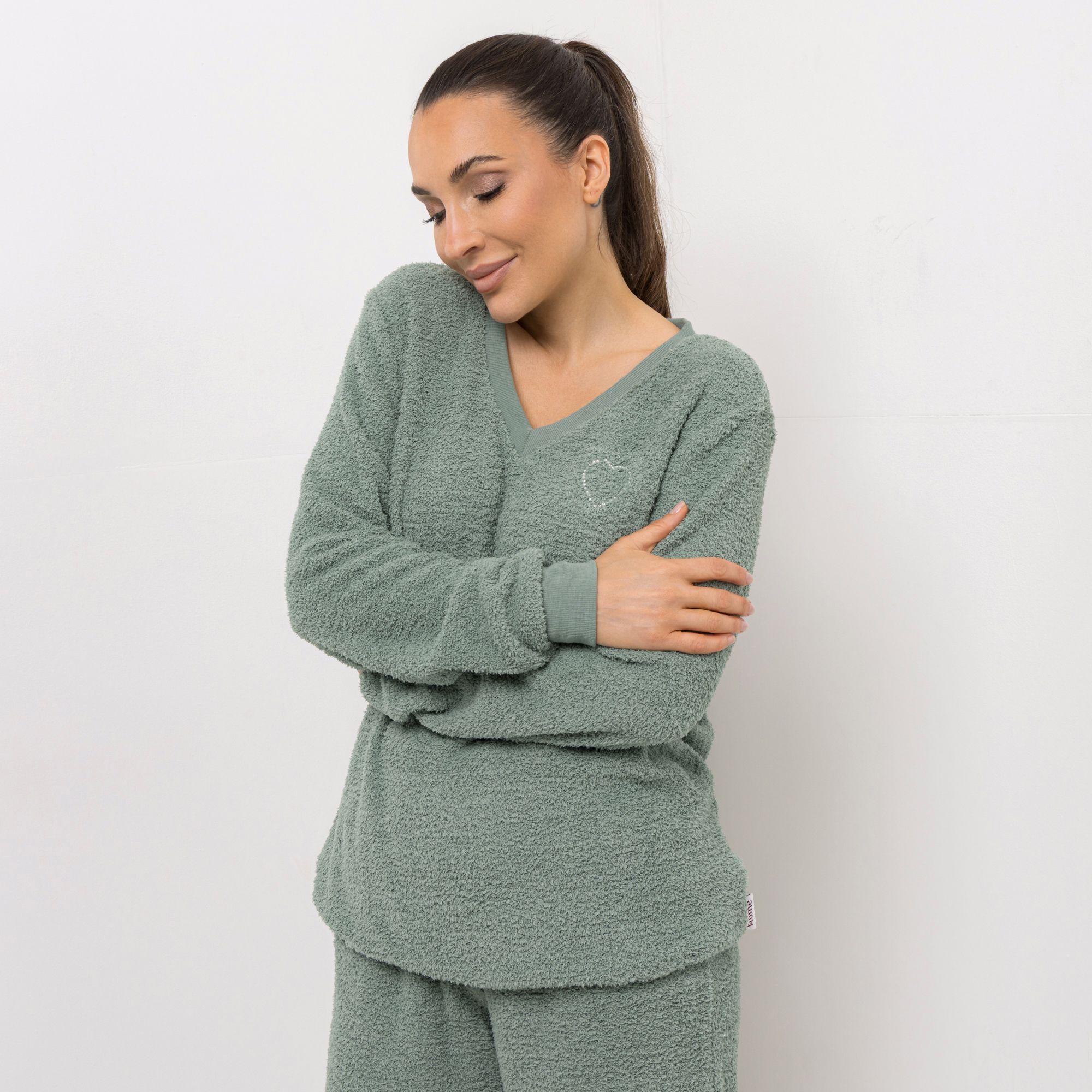 COZEE HOME Homewear Damen-Pullover Strasssteine MF Fluffy Bouclé V-Ausschnitt