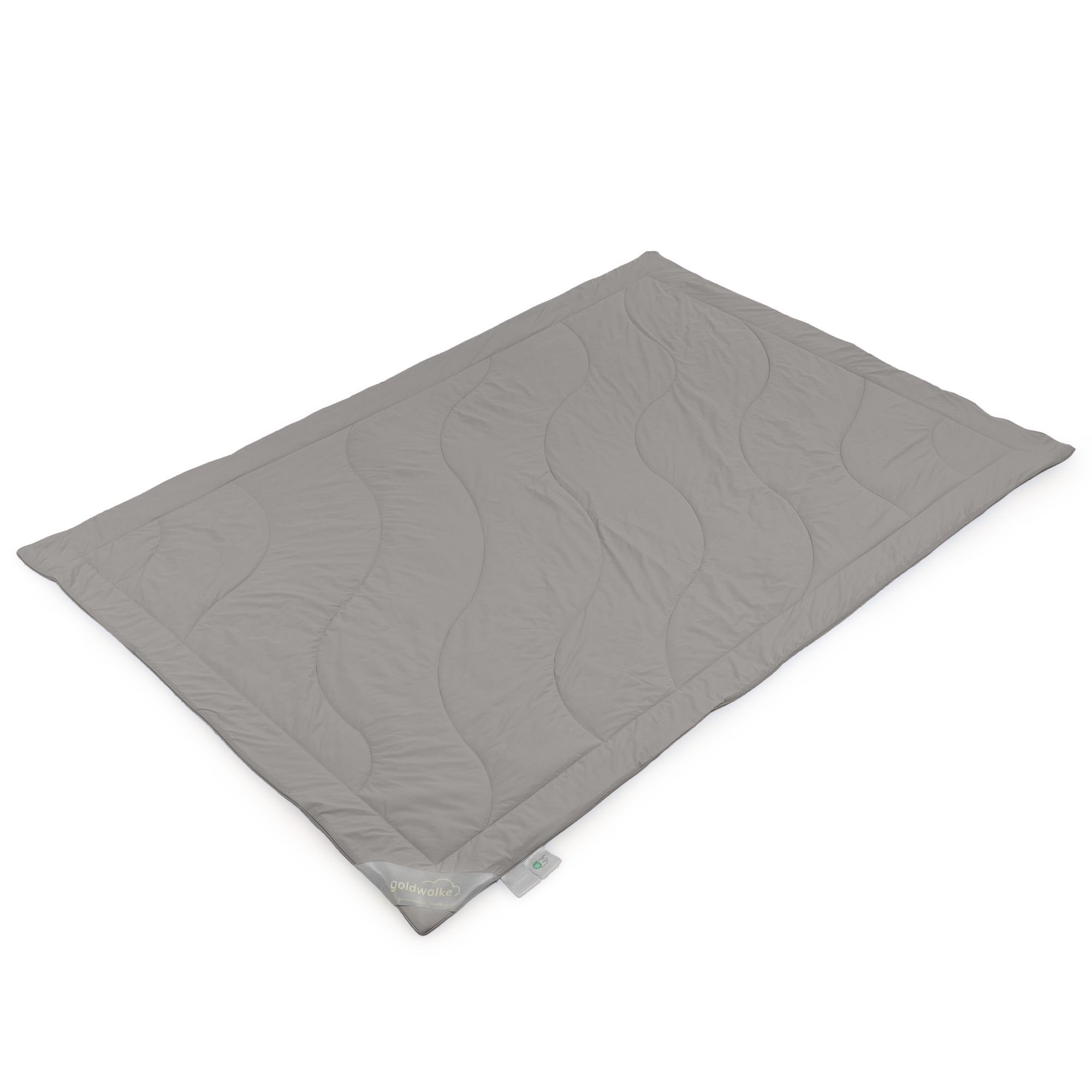 GOLDWOLKE uni Sommerdecke extra leicht kühlende Faser Wellensteppung