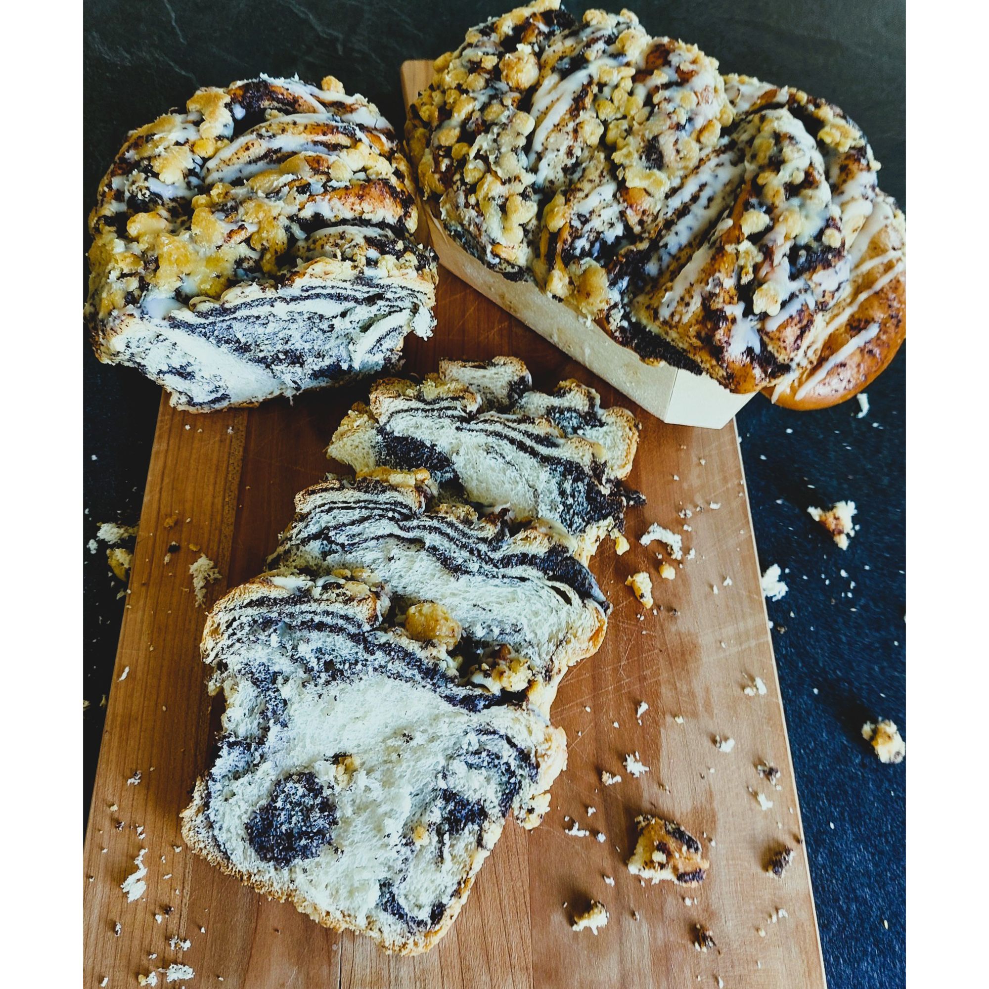 BÄCKEREI DREHER Mohnstriezel Hefefeingebäck Inhalt 2x 550g