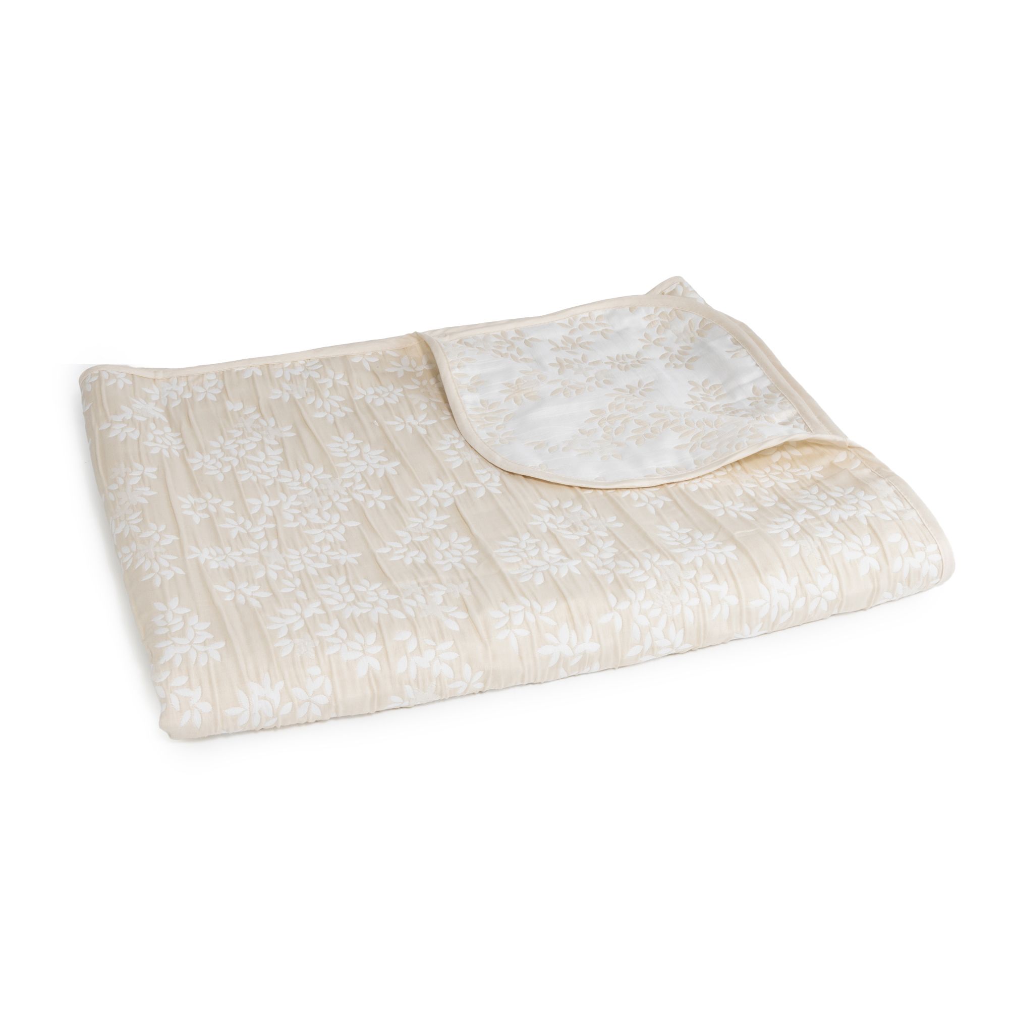 SOFT WAVE Tagesdecke Blätterranke Mikrofaser Struktur waschbar