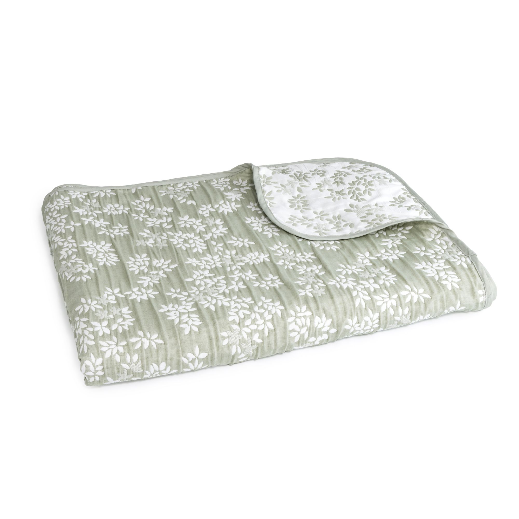 SOFT WAVE Tagesdecke Blätterranke Mikrofaser Struktur waschbar