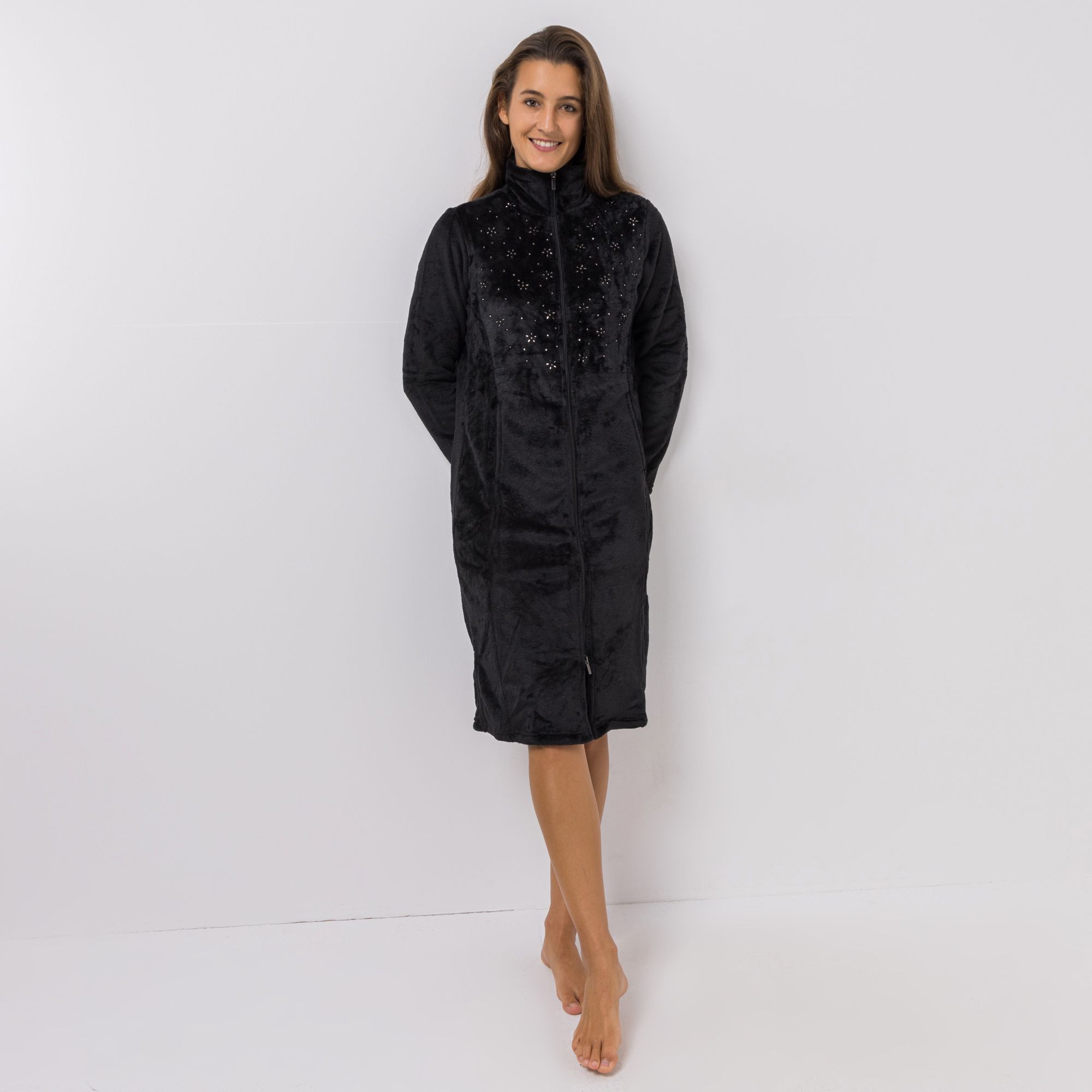 MONT CHALET Damen-Hauskleid uni Strasssteine Mikrofaser Chinchilla Stehkragen