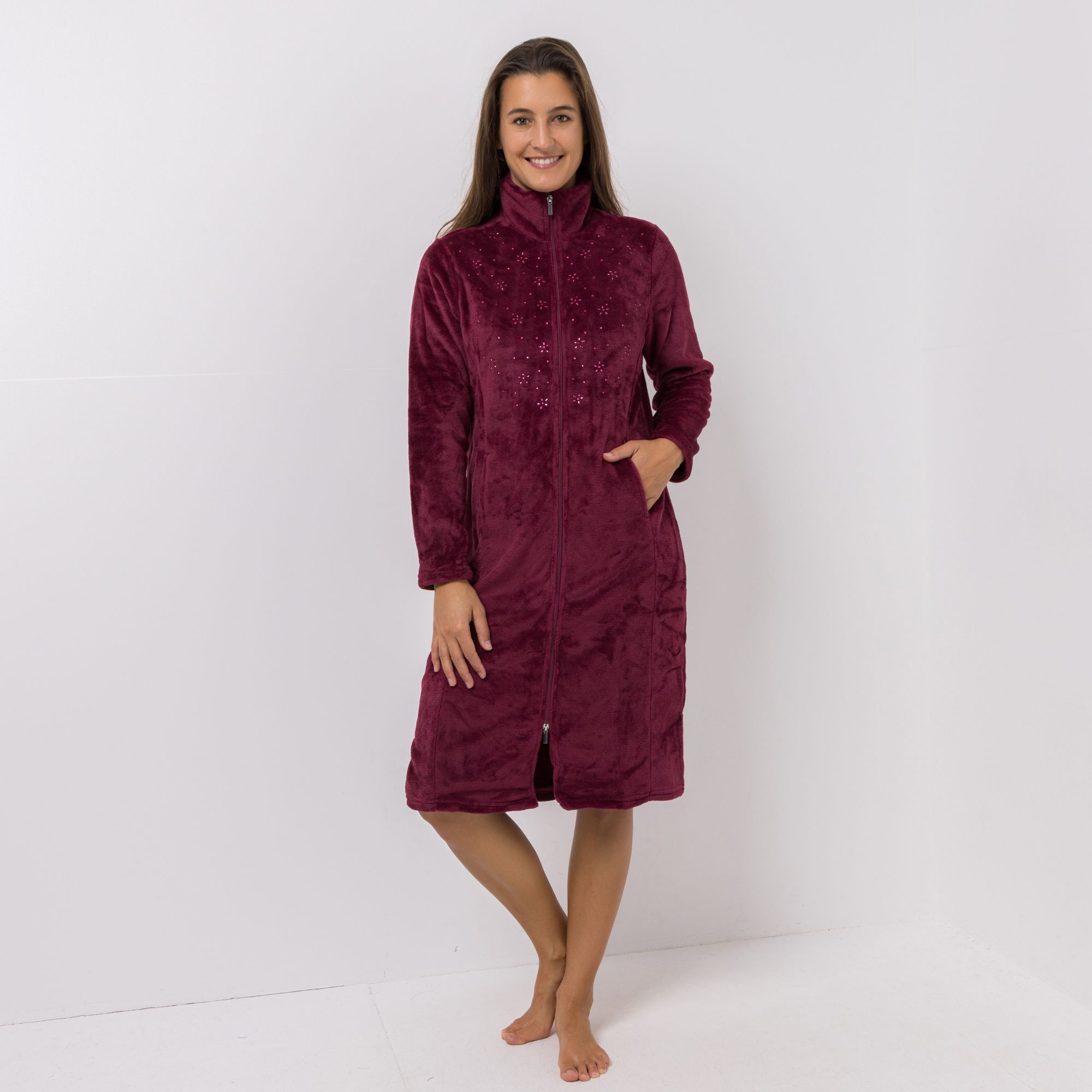 MONT CHALET Damen-Hauskleid uni Strasssteine Mikrofaser Chinchilla Stehkragen