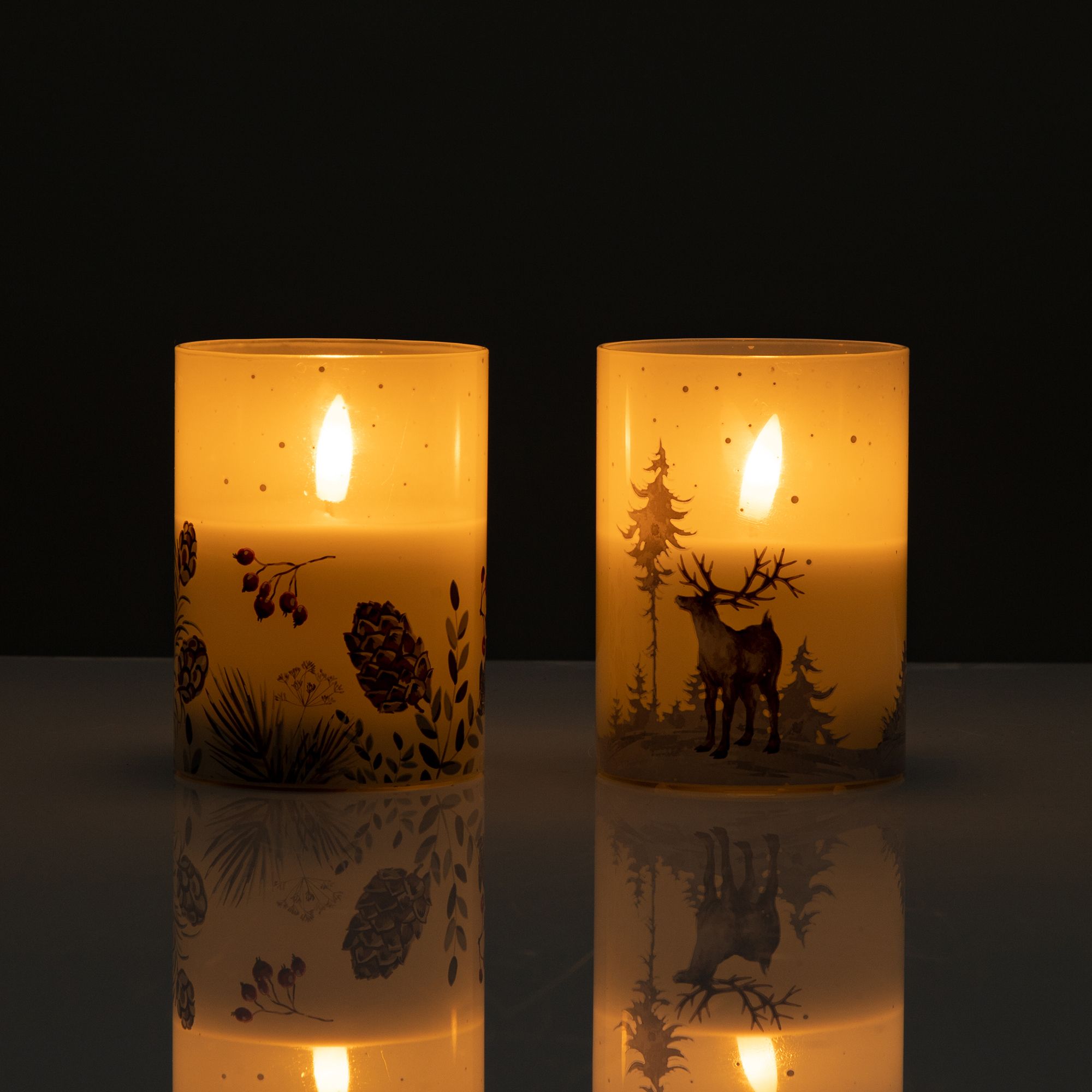 B-Ware ELAMBIA 2 LED-Glaskerzen Wintermotive Flamme Luma, Timer - QVC.de