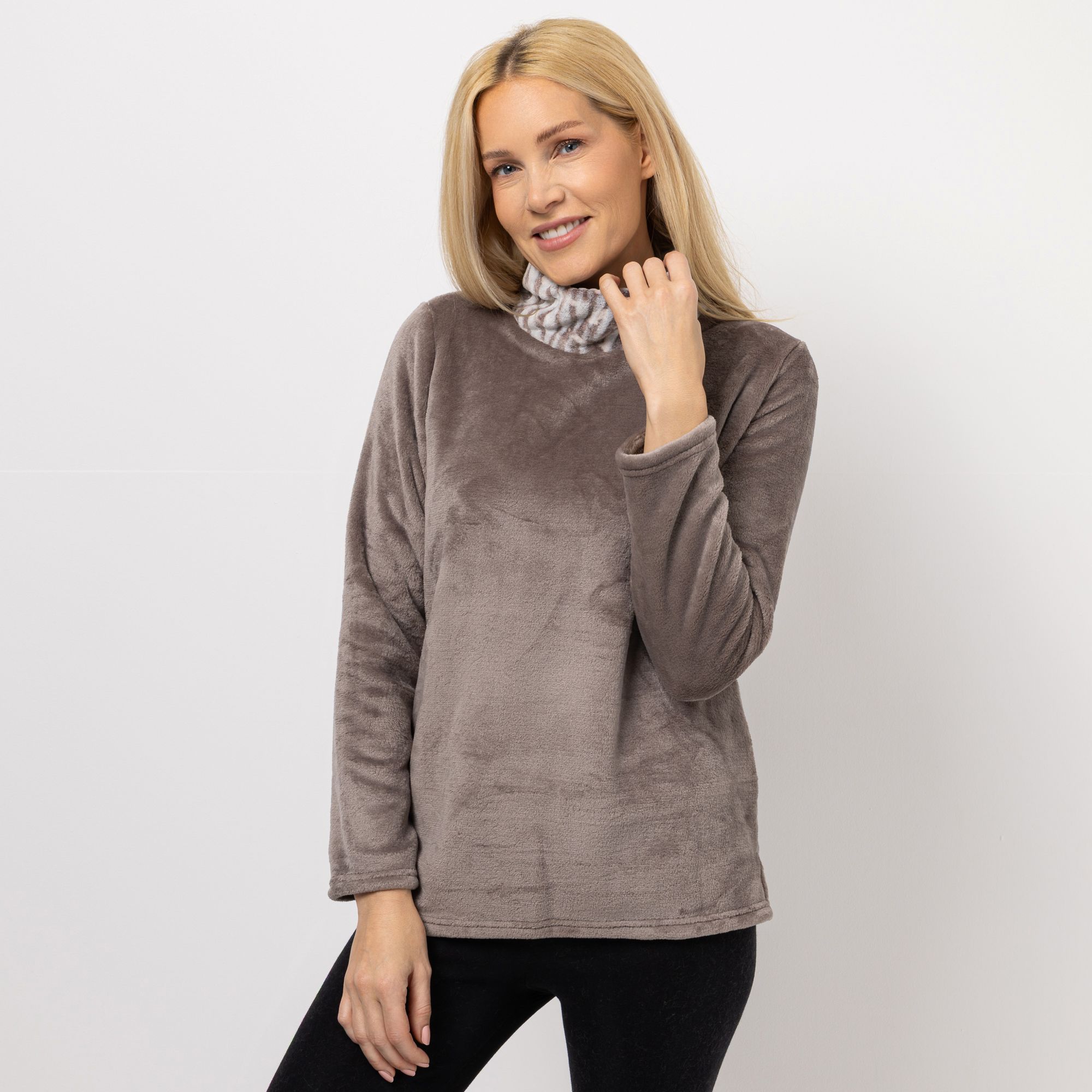 MONT CHALET Damen-Pullover 3D-Animaldesign Mikrofaser Chinchilla Stehkragen