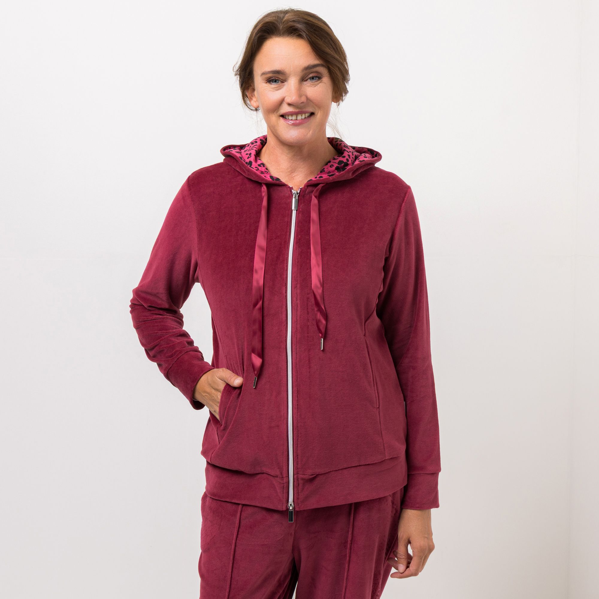 NACHTIGALL Homewear Damen-Jacke m. Kapuze 2-Wege-Reißverschluss Baumwoll Nicki leger weit