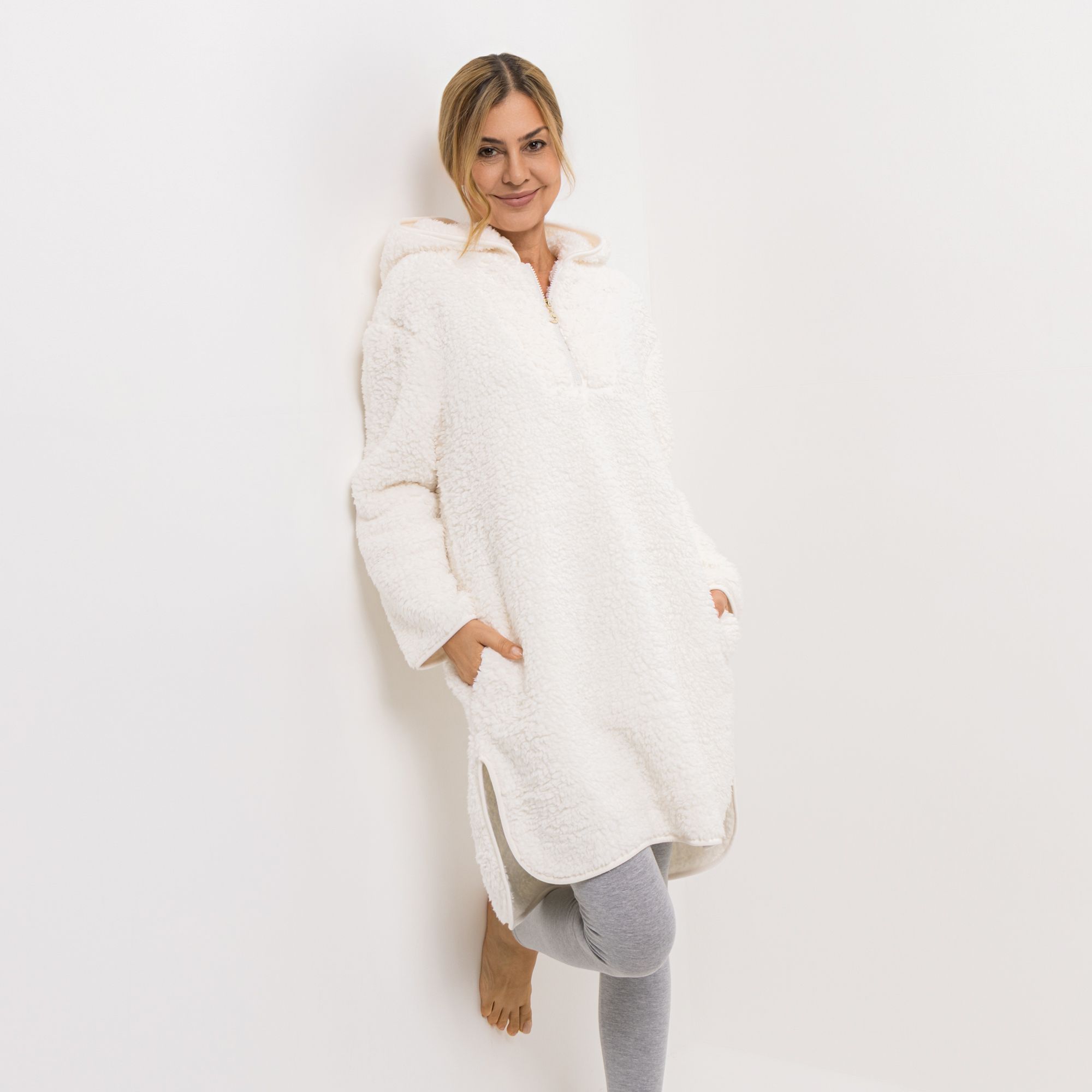 MONT CHALET Damen Oversize-Pullover Schäfchenfell Eingrifftaschen