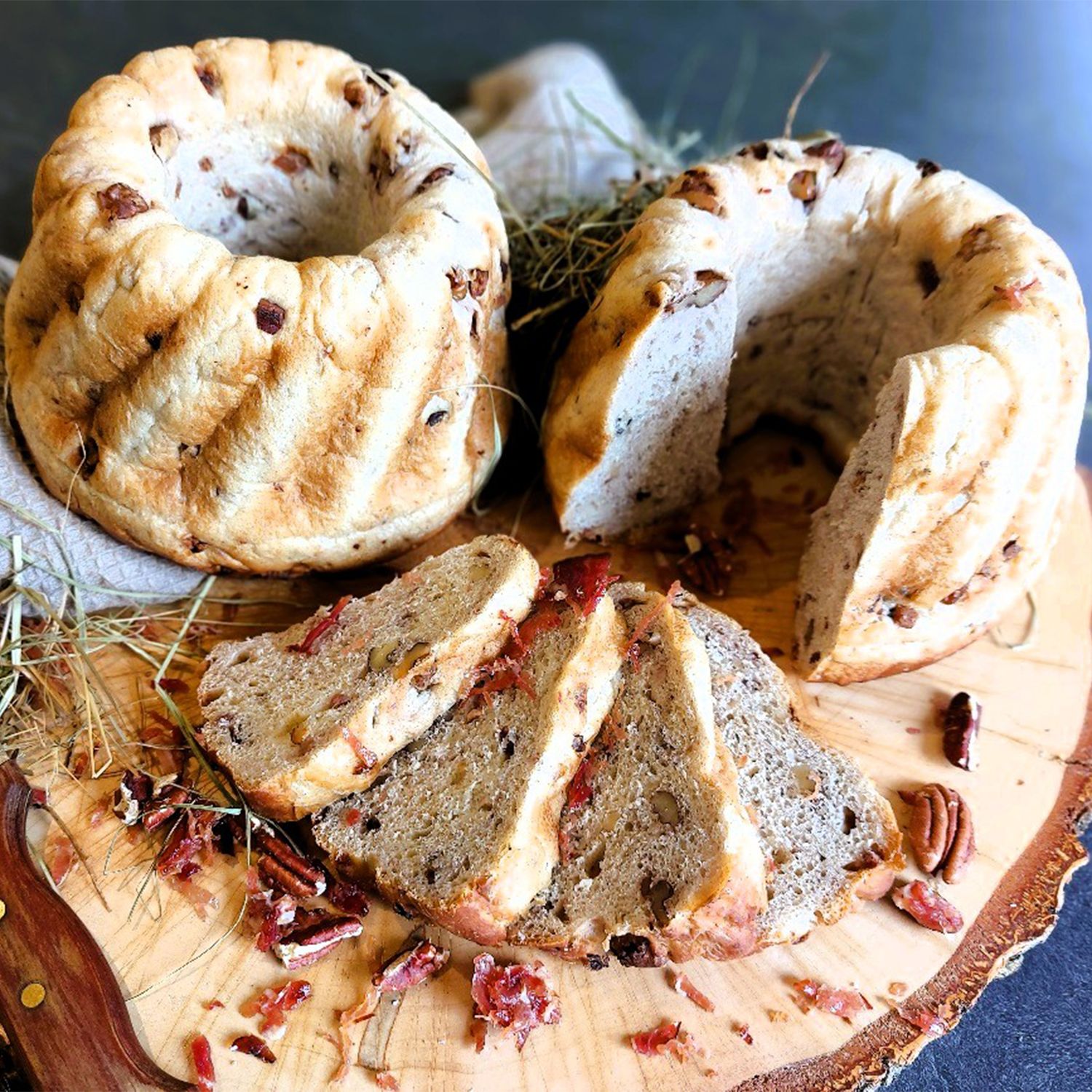 BÄCKEREI DREHER Speckgugelhupf mit schwarzwälder Speck & Walnusstücken Inhalt 2x 600g