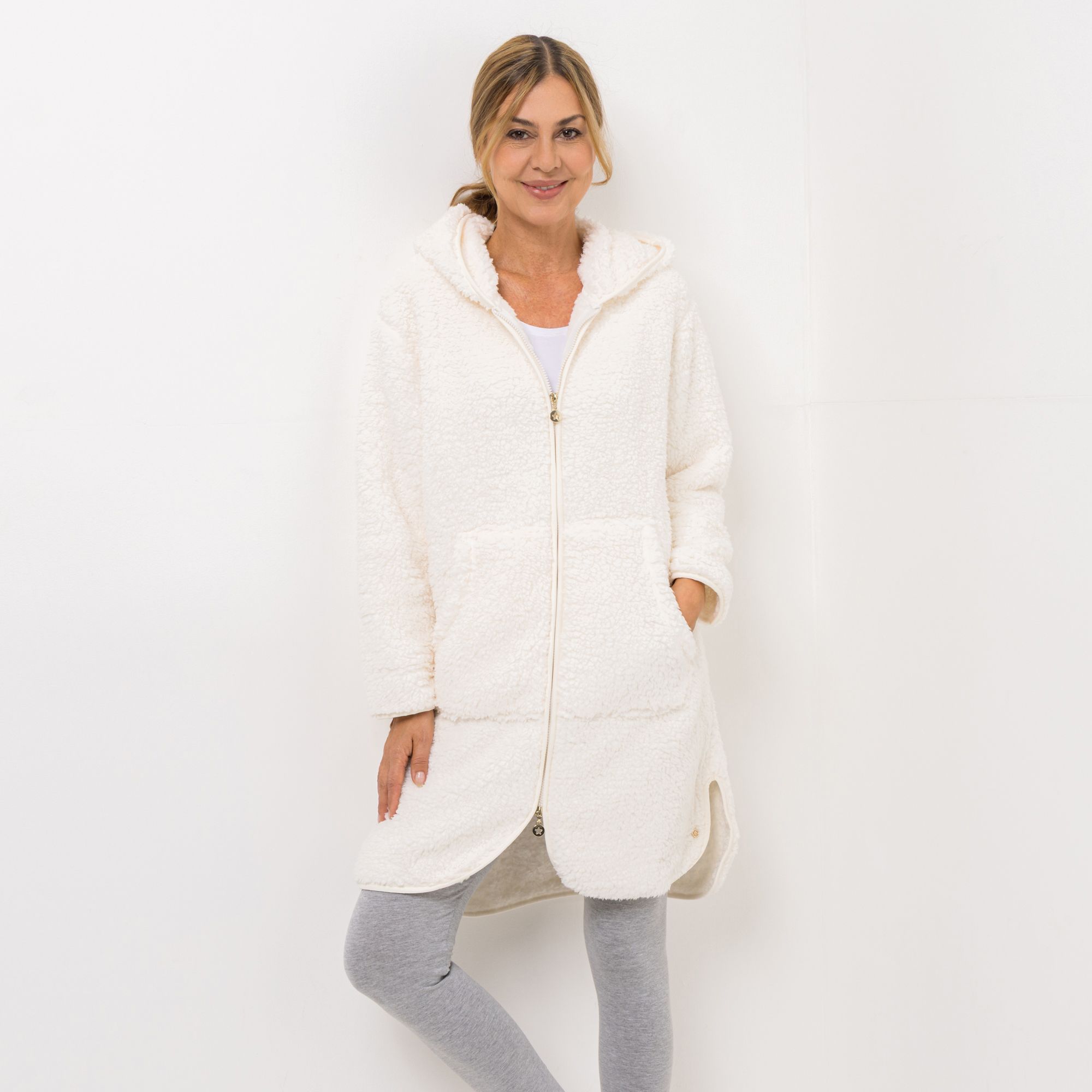 MONT CHALET Damen Oversize-Jacke aufgesetzte Taschen Schäfchenfell Kapuze