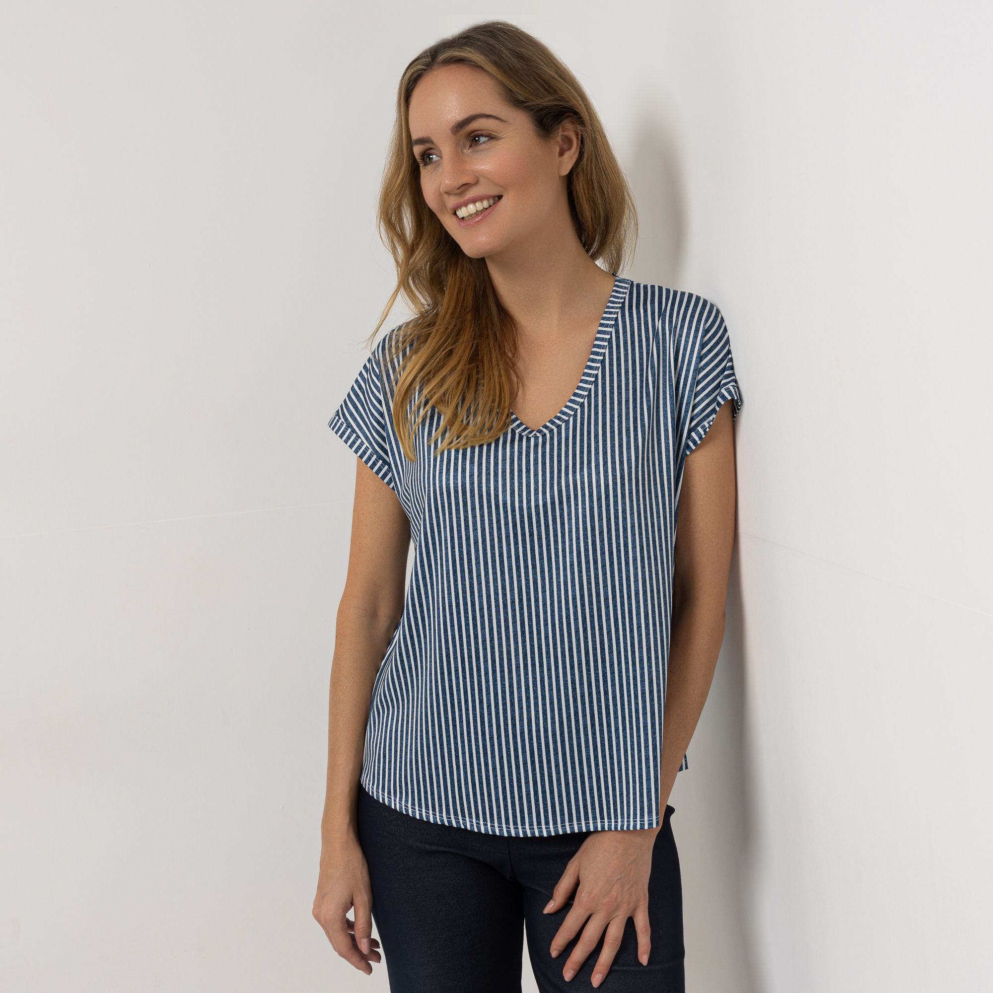 B-Ware KIM & CO. Shirt Brazil Knit Jersey V-Ausschnitt