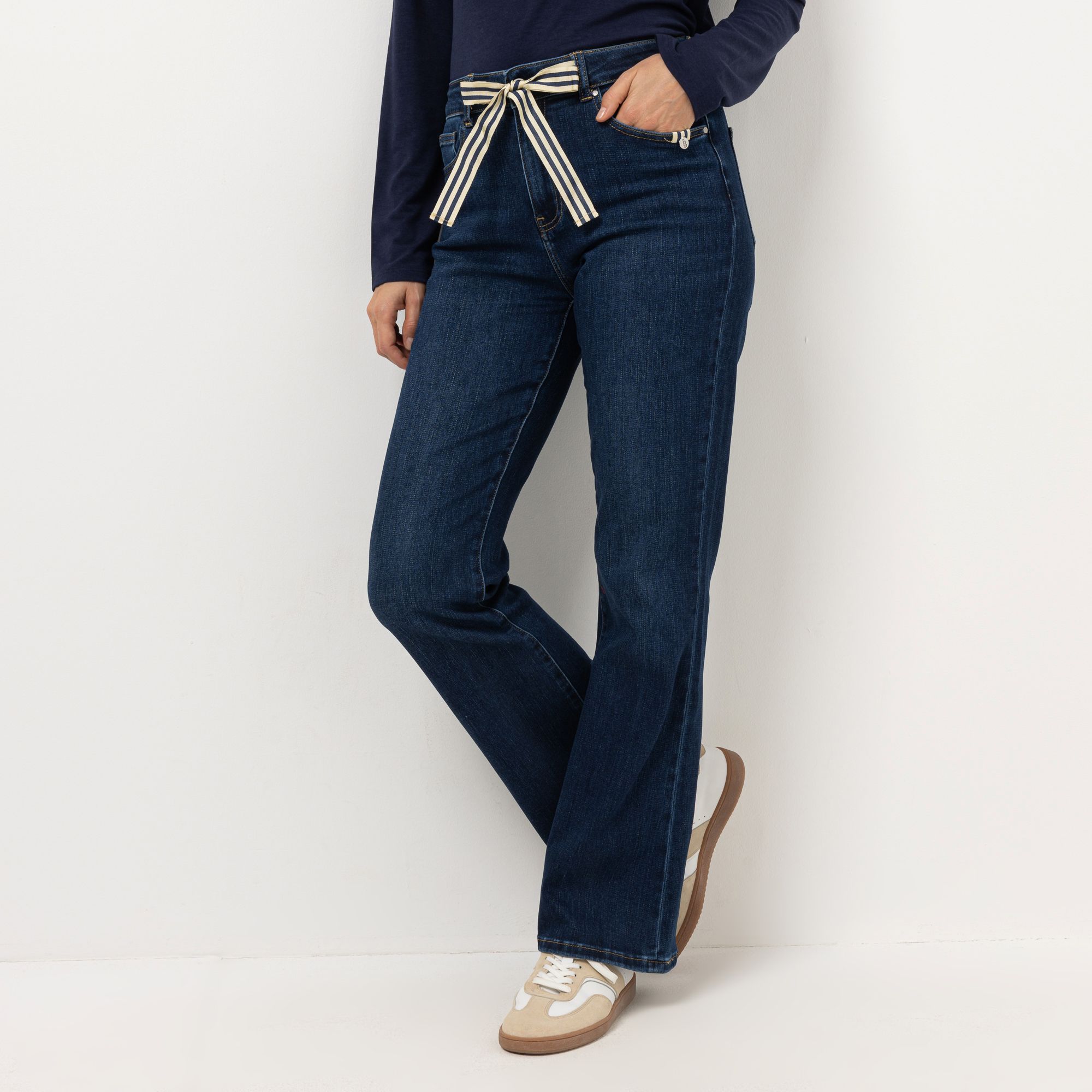 B-Ware STRANDFEIN Jeanshose lange Form Logo-Applikation