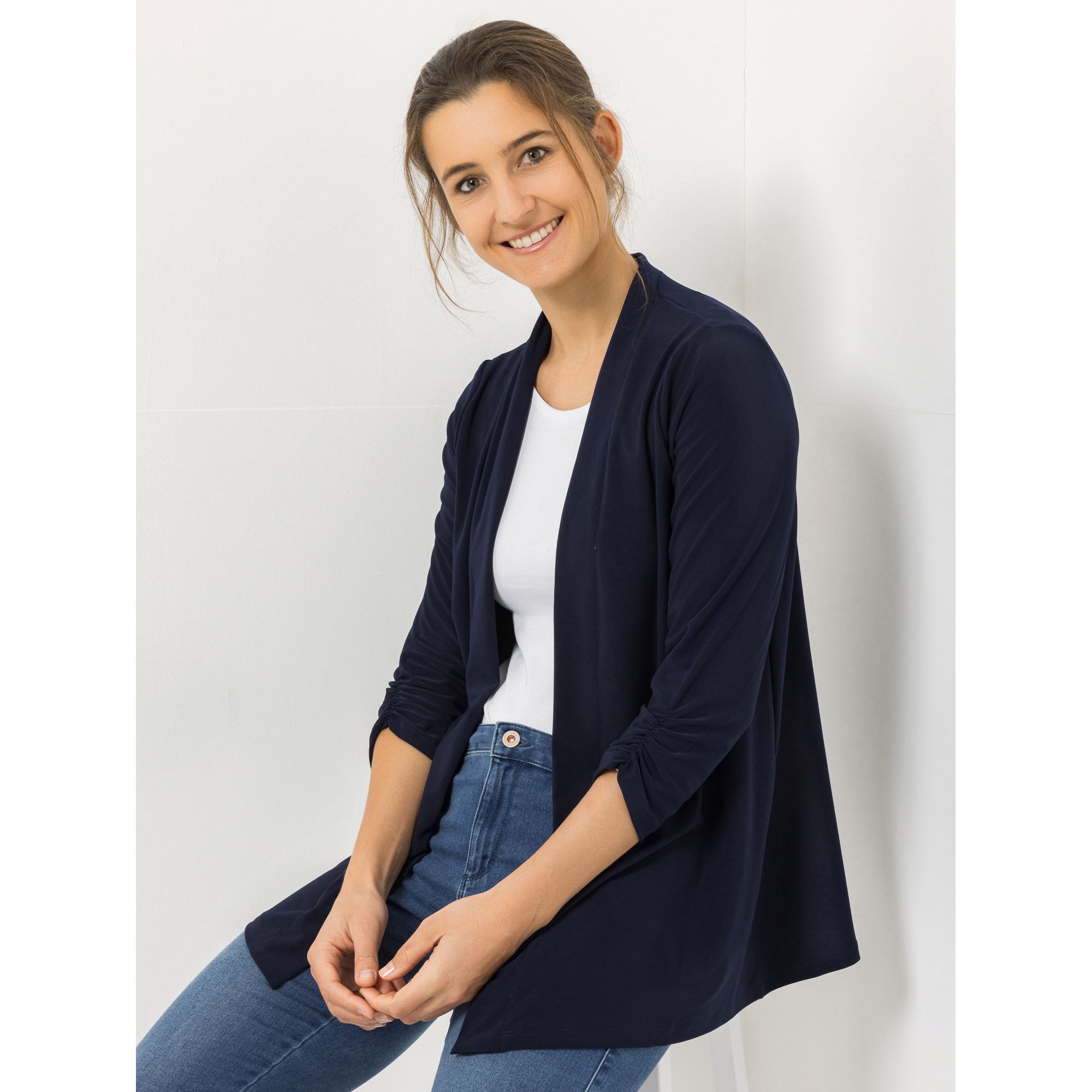 B-Ware KIM & CO. Cardigan, 3/4-Arm Deluxe Brazil Knit gerüschter Ärmelsaum