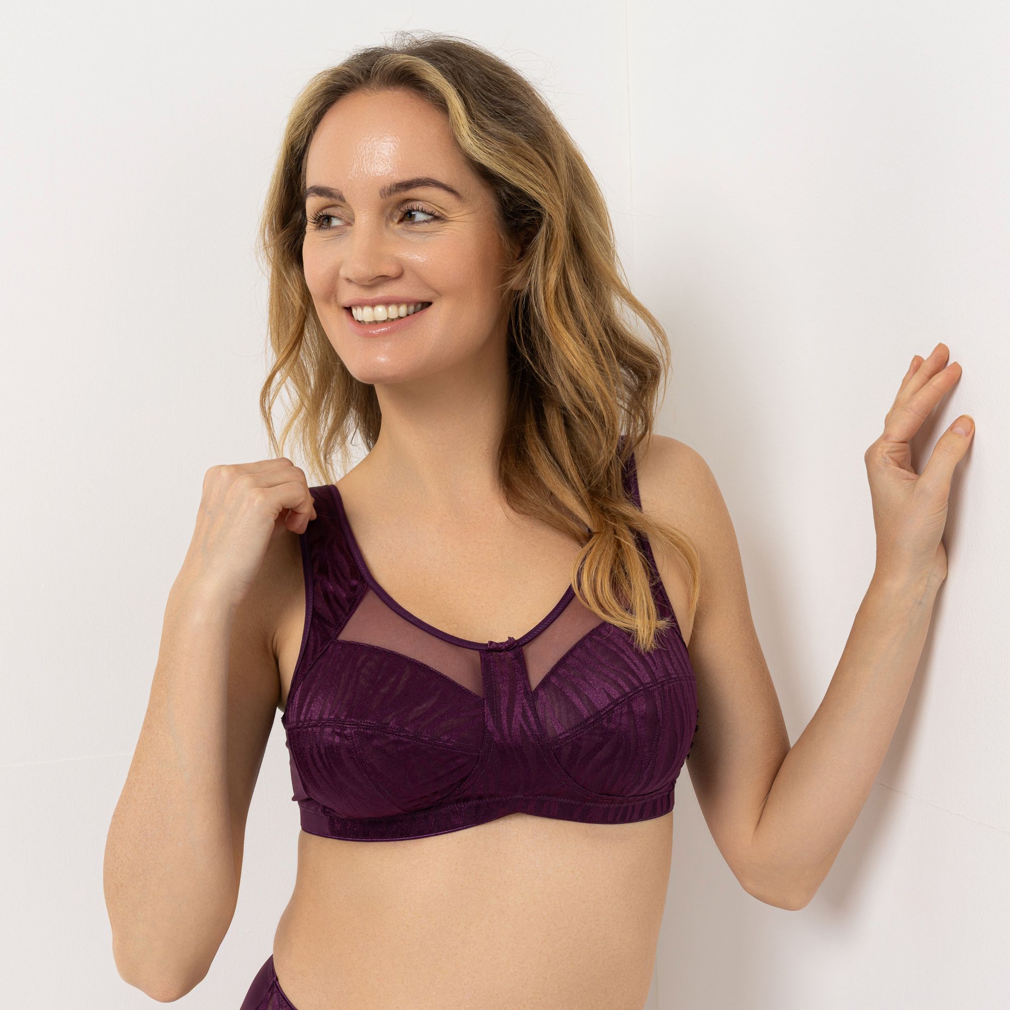 B-Ware LITTLE ROSE Entlastungs-BH Mikrofasermischung Passform Lady