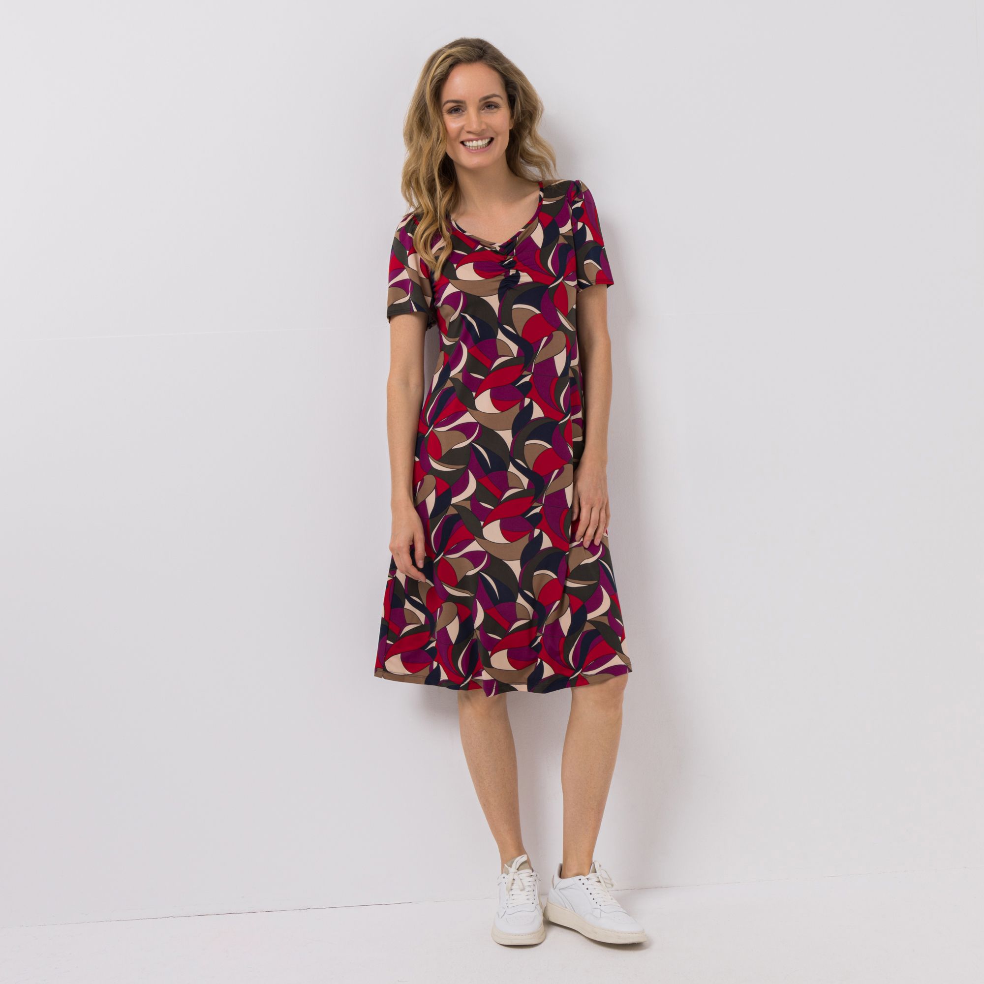 B-Ware KIM & CO. Kleid, knieumspielend Brazil Knit Jersey Zierausschnitt