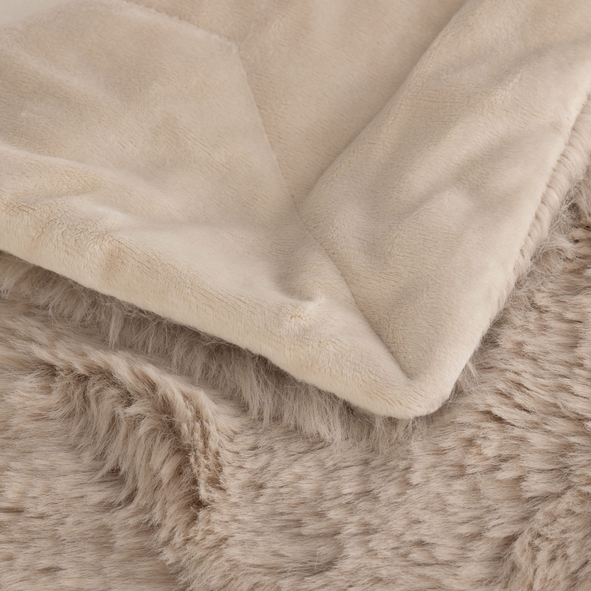 B-Ware MONT CHALET flauschiges Plaid Fellimitat uni waschbar, 150x200cm ...