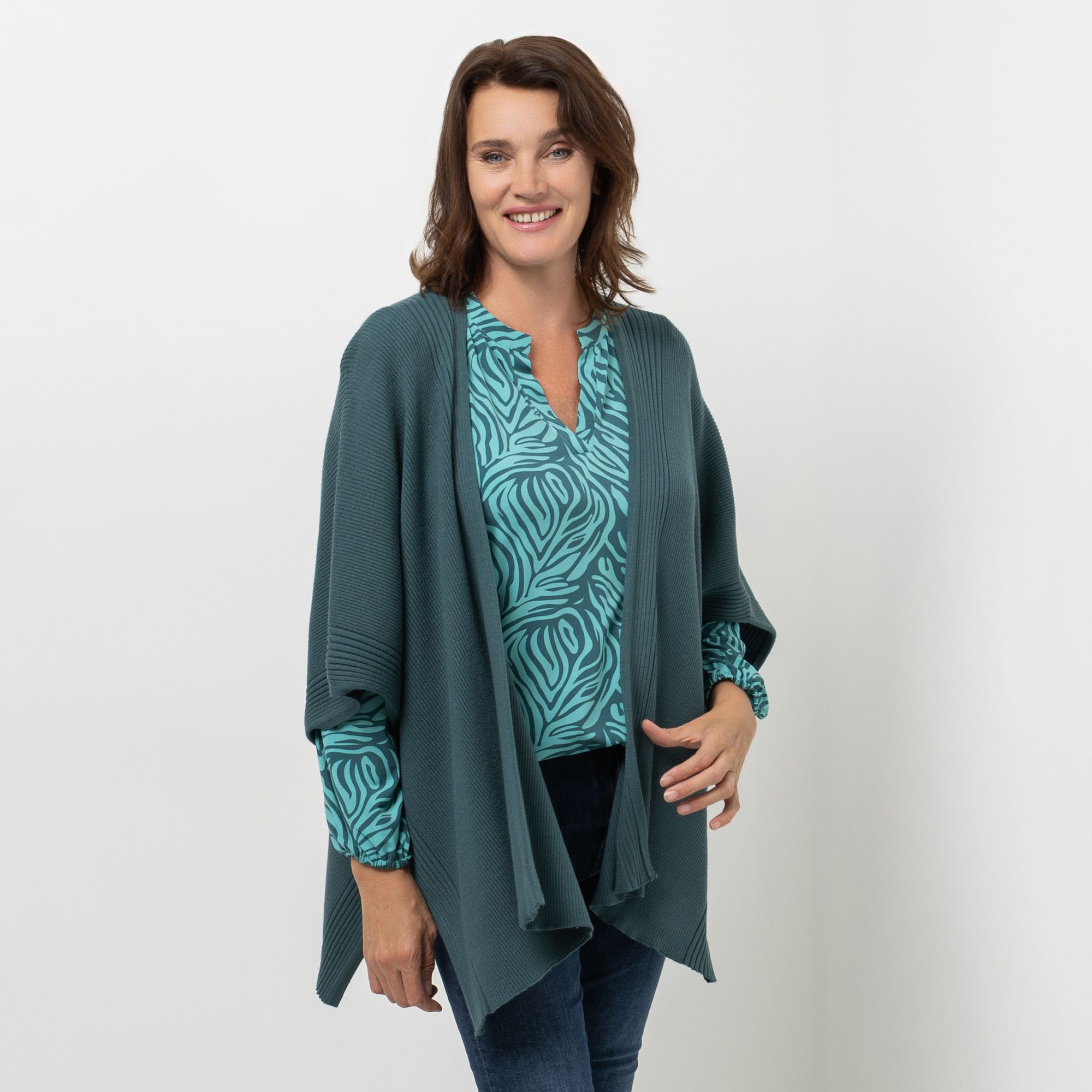 B-Ware VIA MILANO Strick-Cape offene Front weite Form