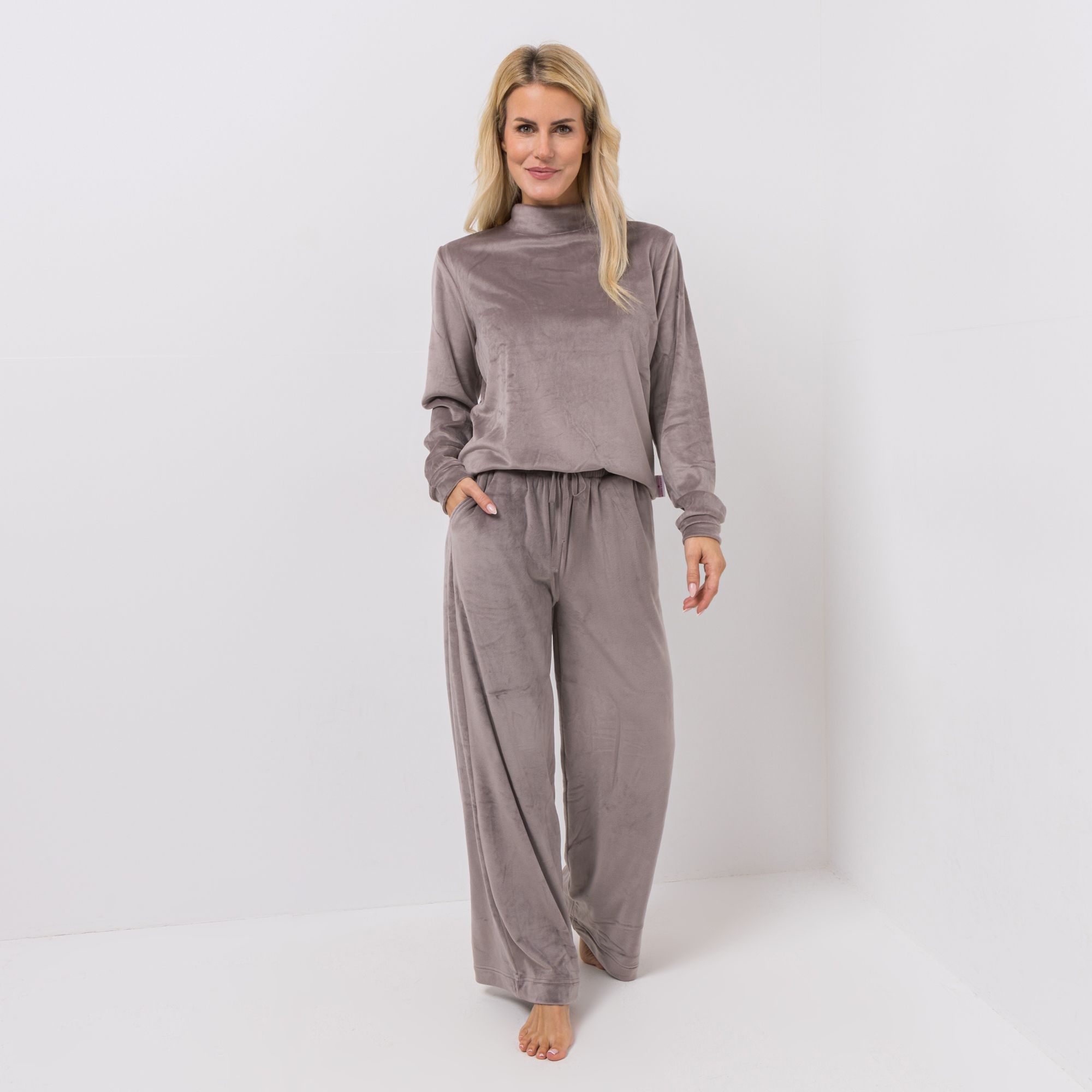 B-Ware MONT CHALET Damen-Hausanzug, 2tlg uni Mikrofaser Samtfell