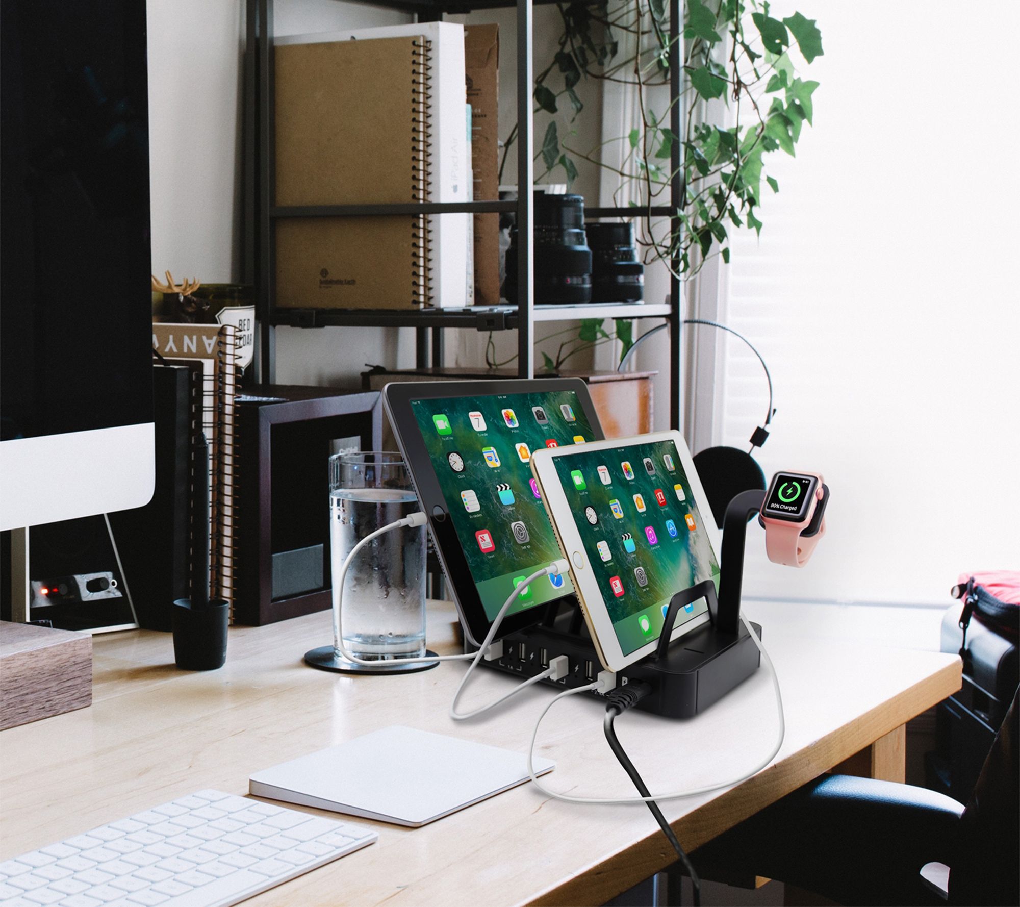 Trexonic SixPort USB Charging Station with SixDevice Slots