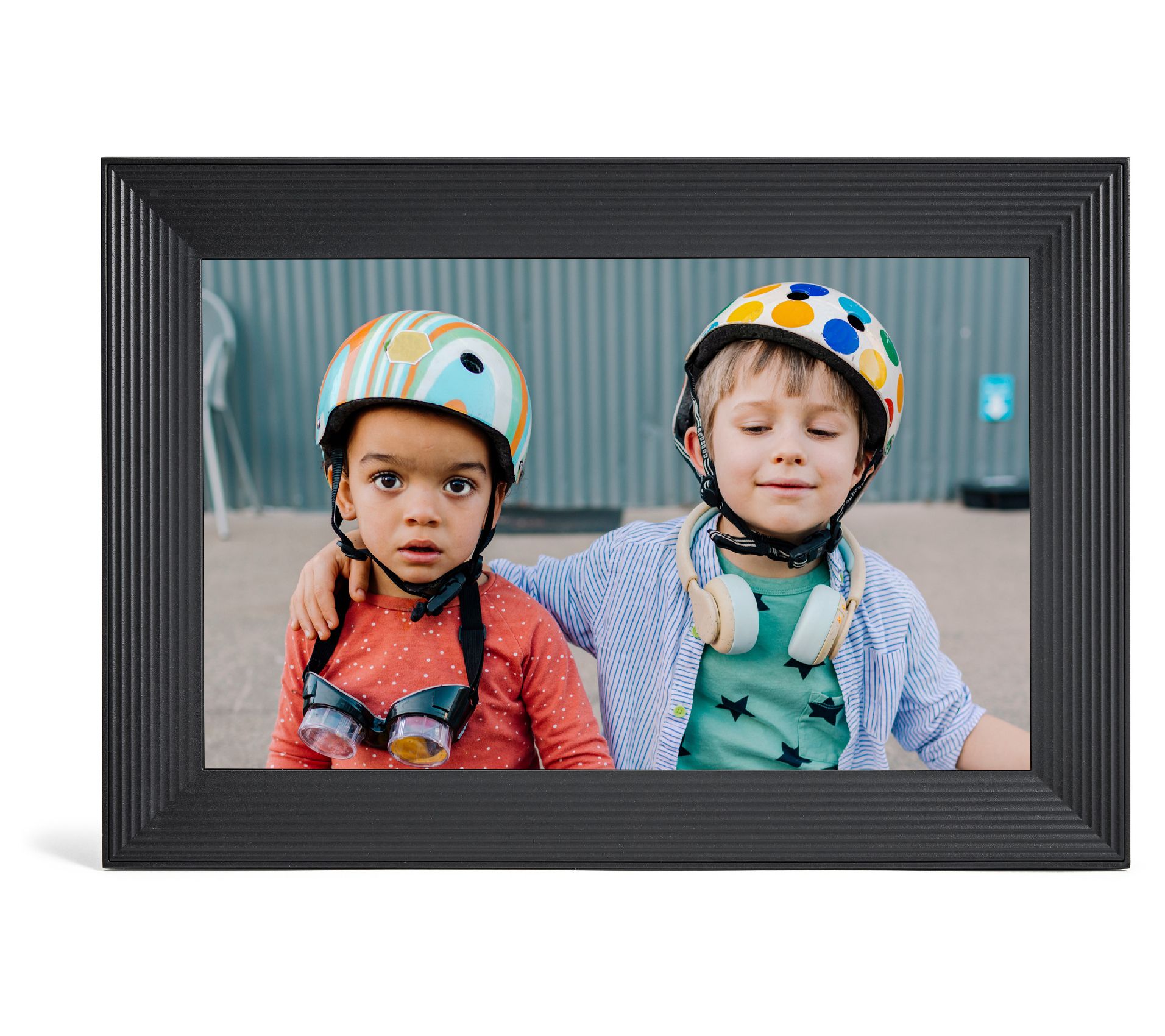 Aura Frames Carver Digital Picture Frame
