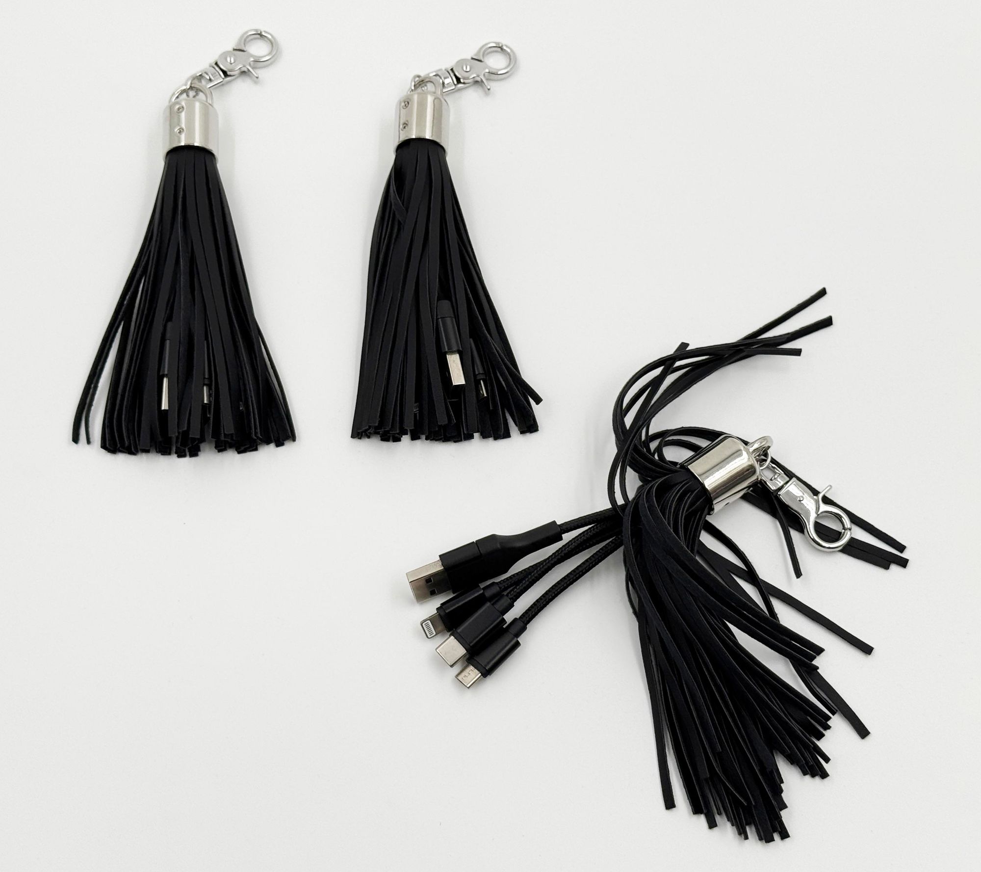 Bolsetta S/3 Universal Charging Tassels for Apple & Android