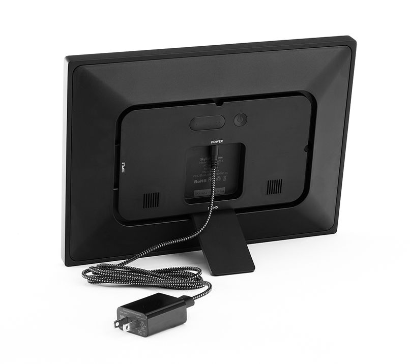 Skylight 10" Touch Screen Photo/Video Frame with Email Sending