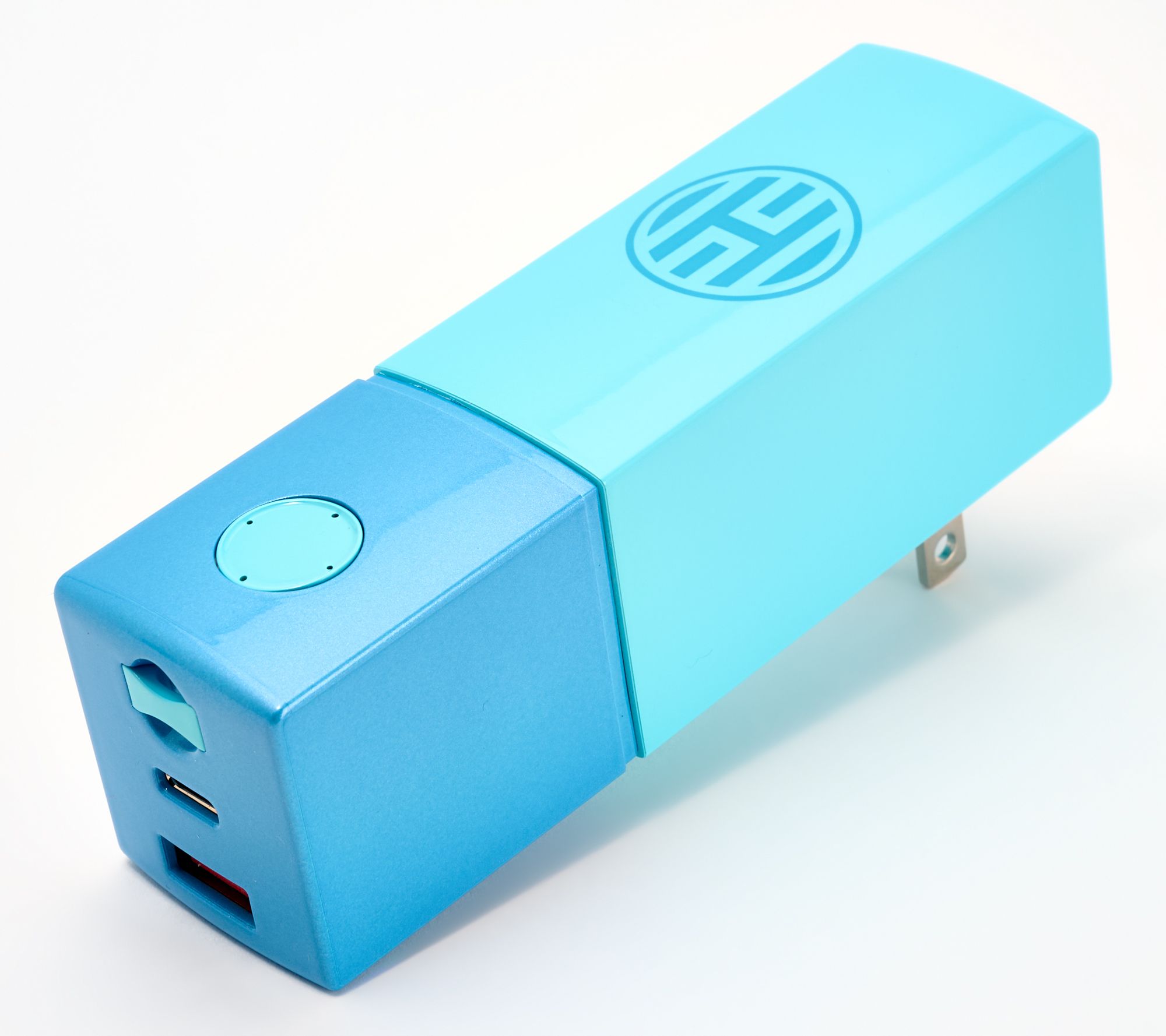 HALO 5,000mAh Lipstick Power Bank with Foldable AC Plug