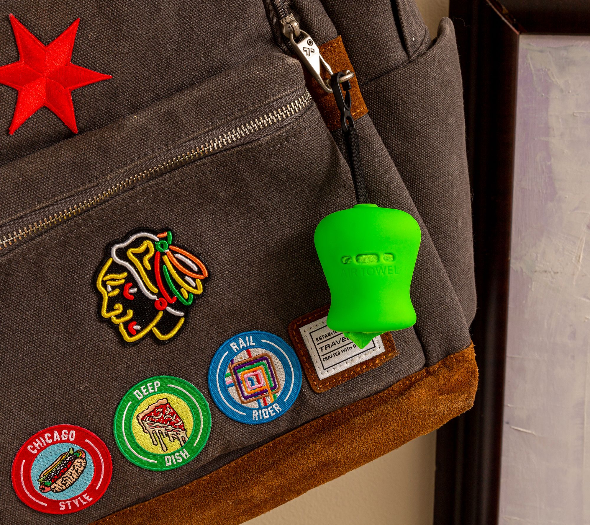 Travelon Set of 2 On The Go Cleaning Cloths Clean