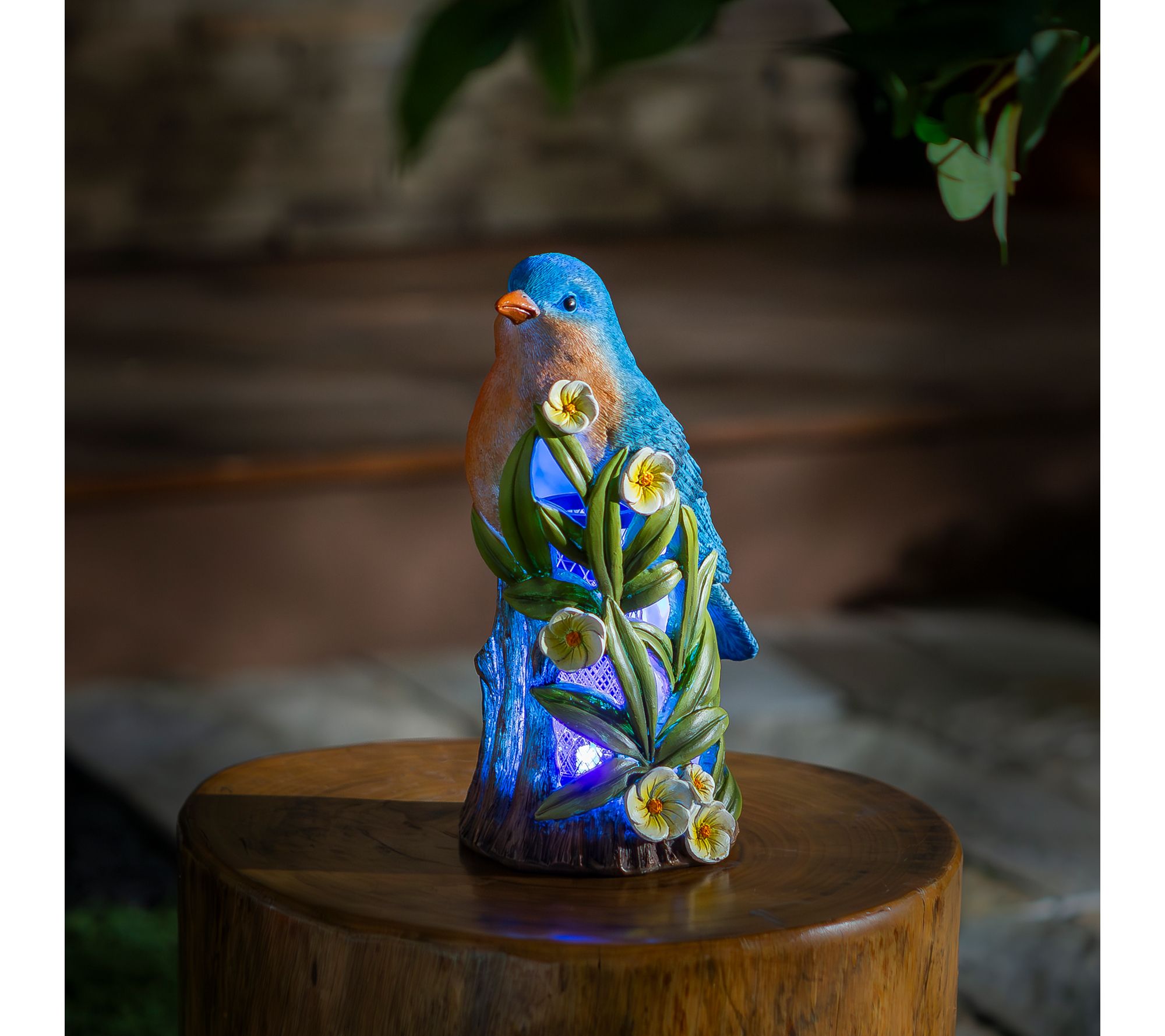 Evergreen Solar Garden Statuary Bug Zapper