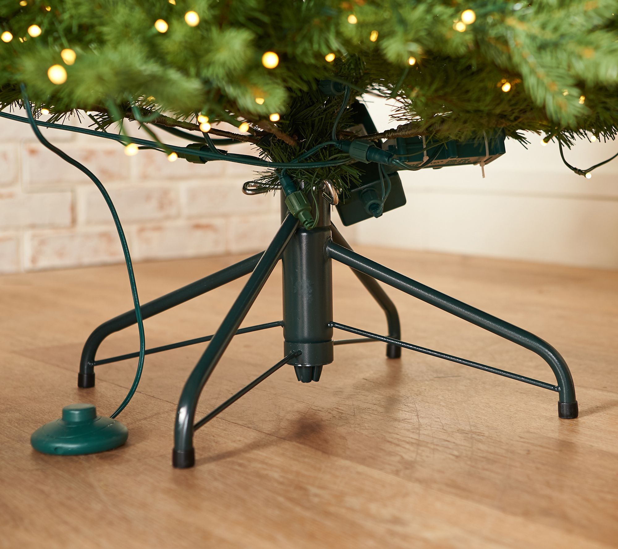 "As Is" Santa's Best 6.5' Alberta Spruce Starry Light Christmas Tree