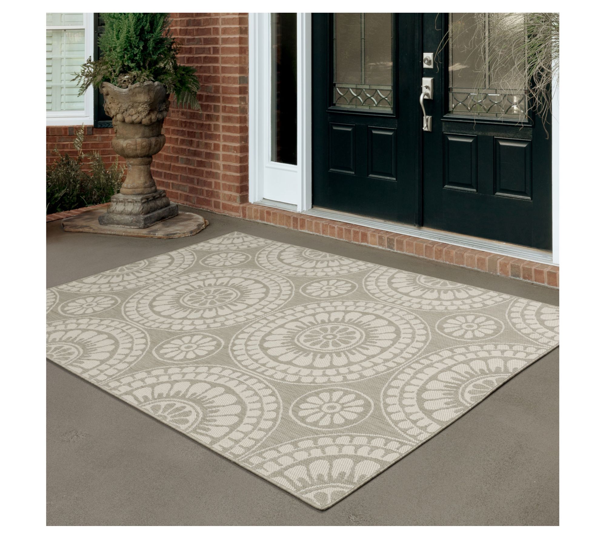 Veranda Living I/O Gray Tonal Geometric Circles5'3"x7'3" Rug