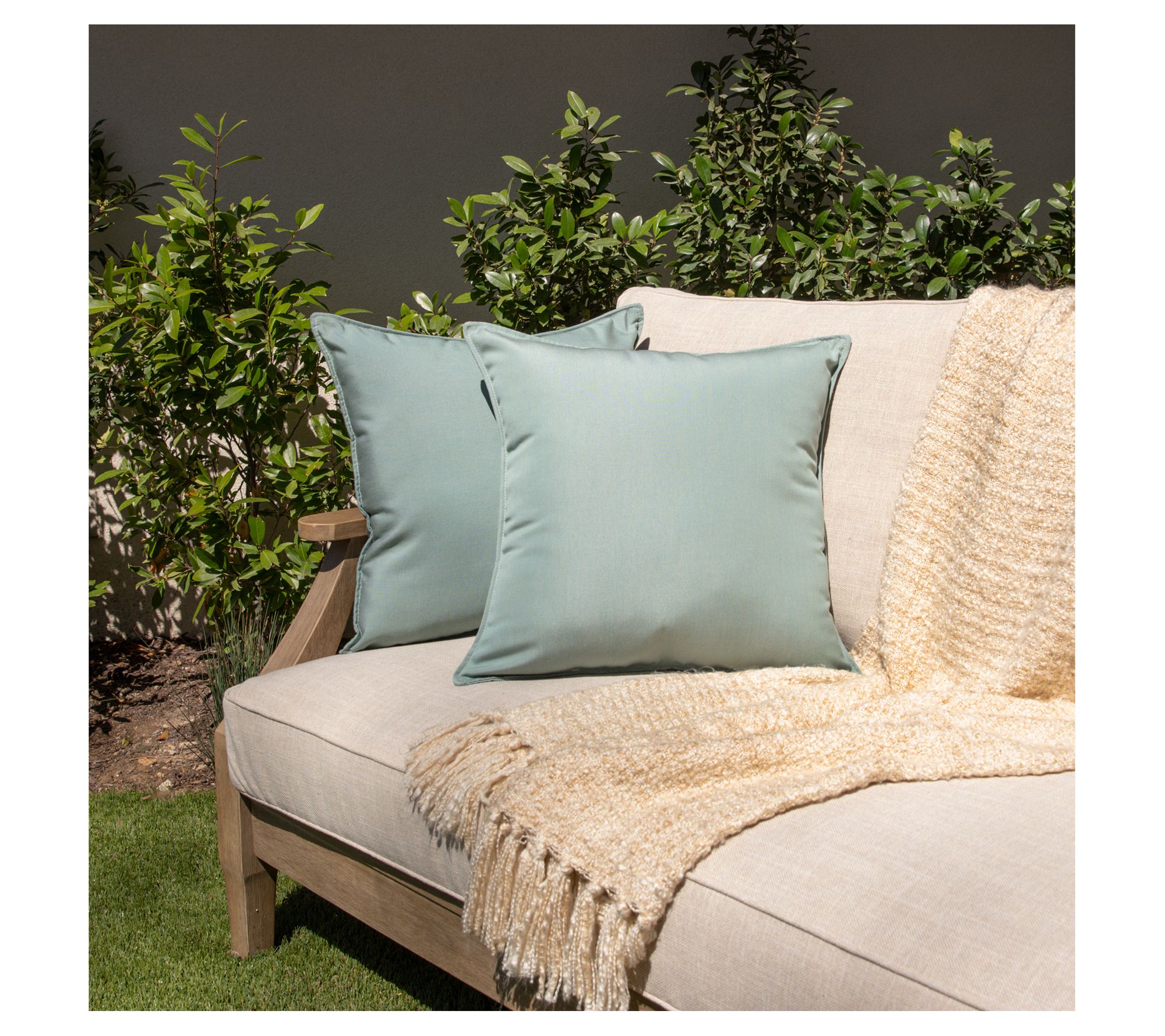Sunbrella Indoor/Outdoor Top Stitch 20" PillowSet of 2)