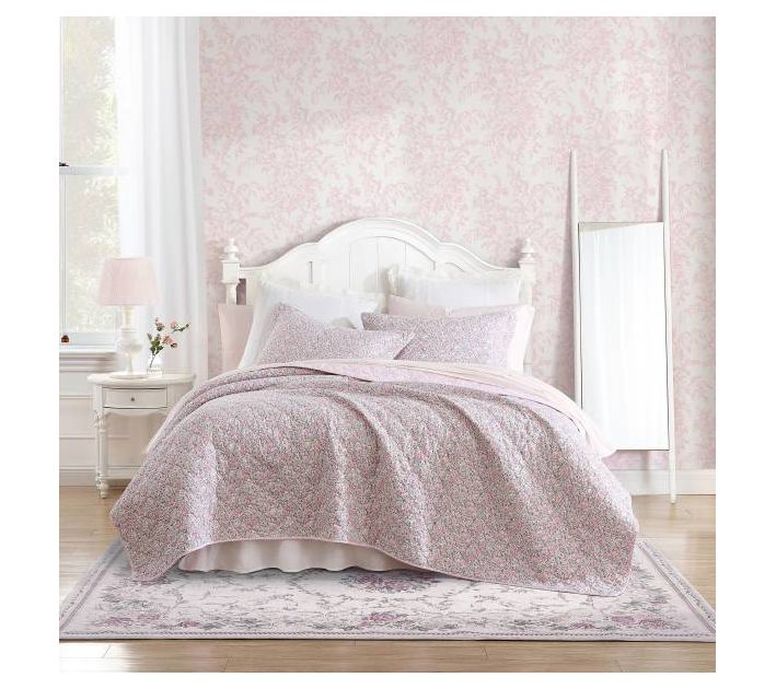 Laura Ashley Loveston Pink Full Queen Quilt-Sham Set