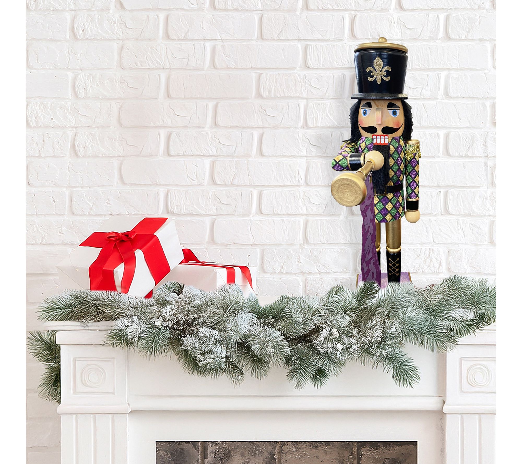 Santa's Workshop 14" Mardi Gras Bugler Nutcracker