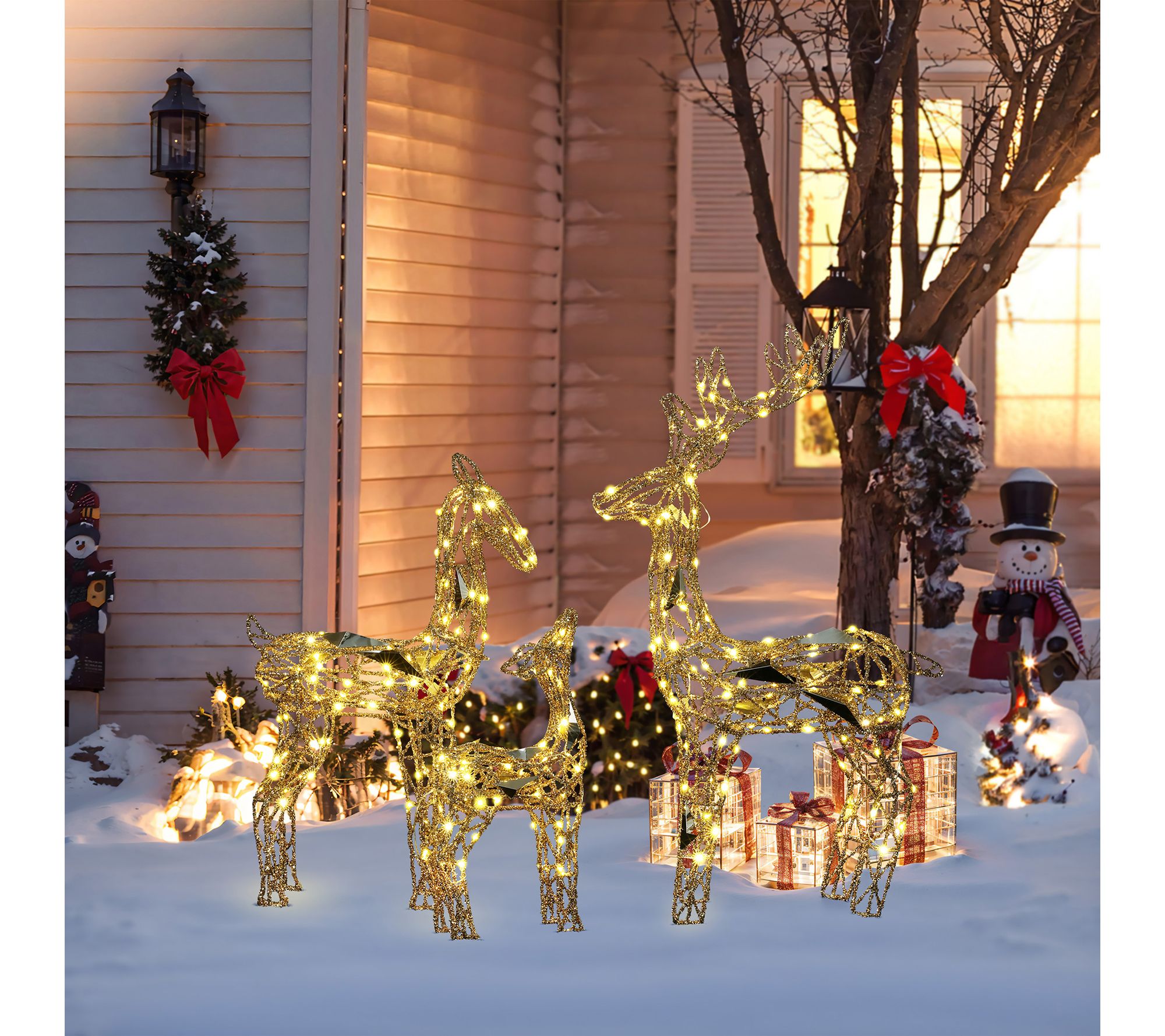 LuxenHome Gold Glitter Lighted Deer Set OutdoorDecoration