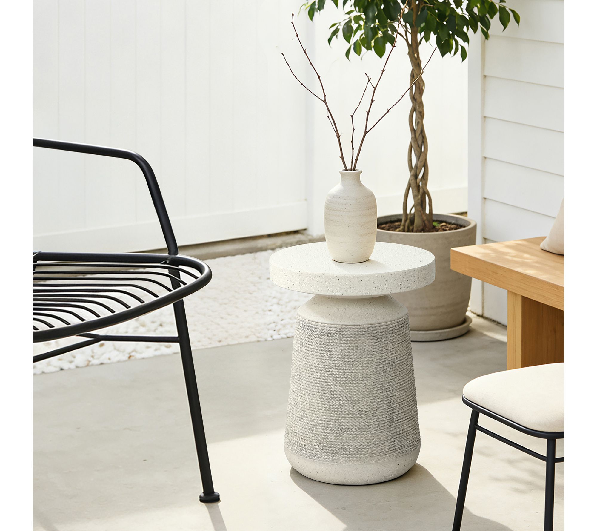 LuxenHome Textured Faux Stone w/ Rope-Look BasePatio Table