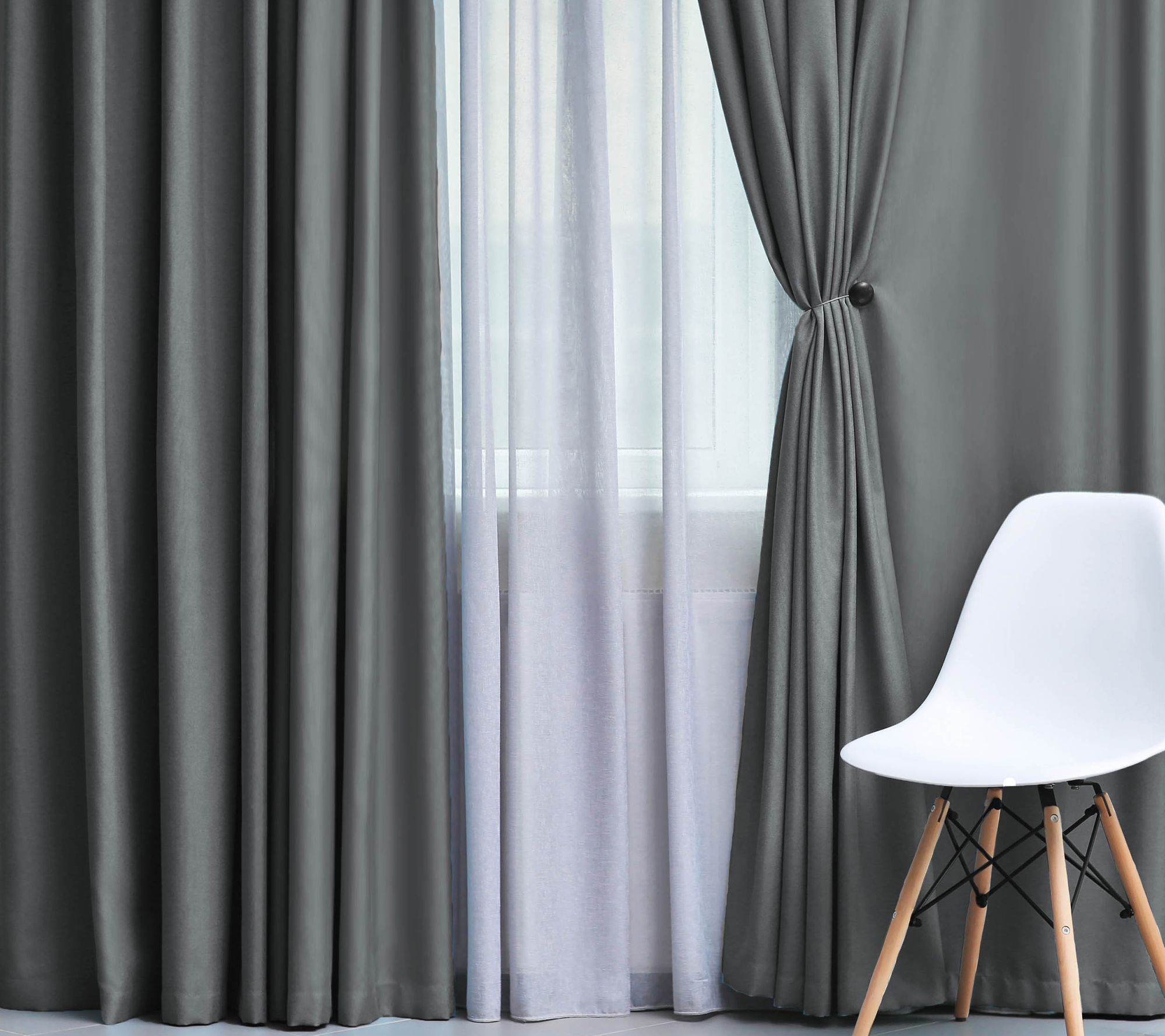 Superior Solid Insulated Blackout Grommet Curtans, 52" x 108"