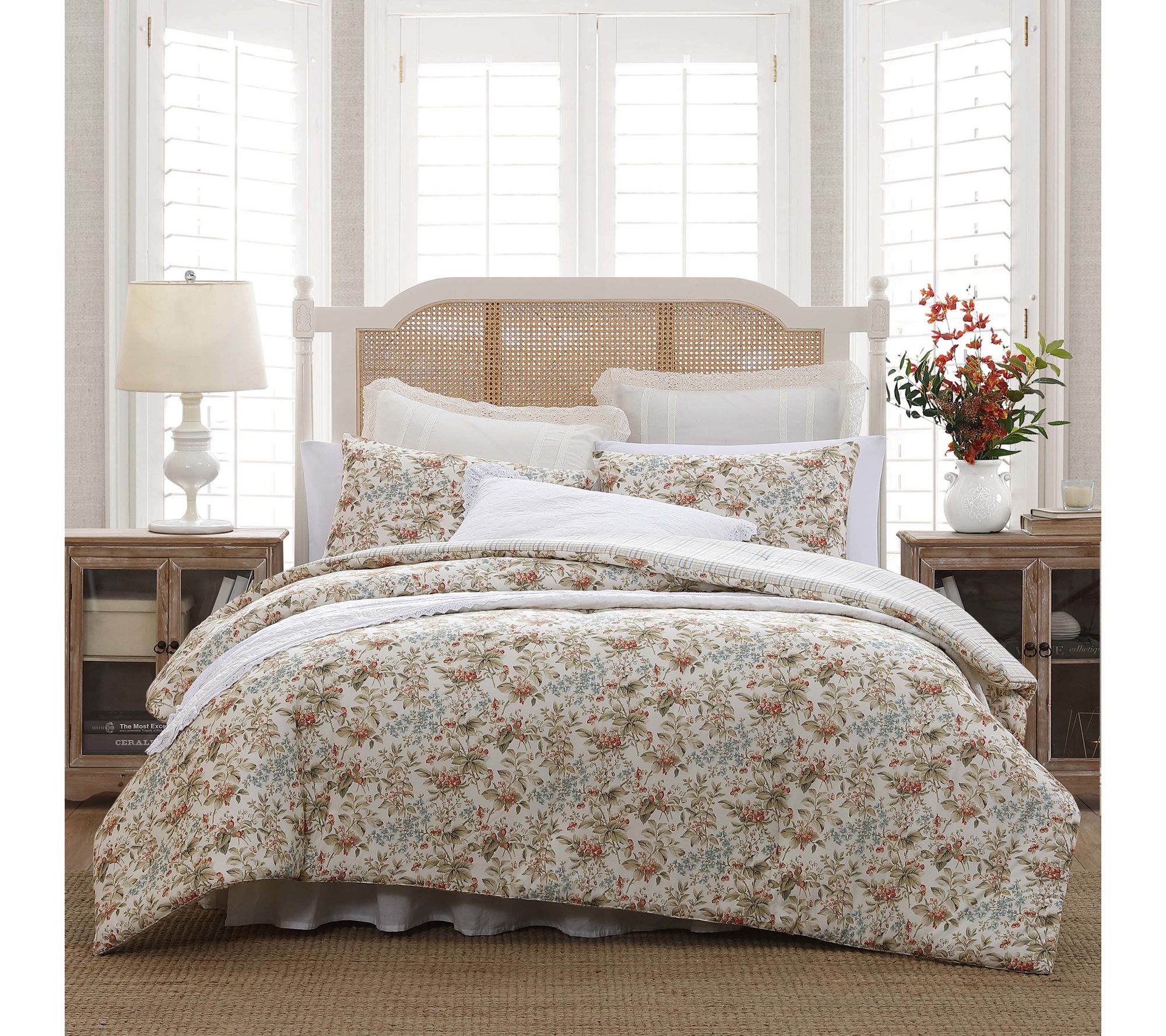Laura Ashley Bramble Floral Full/Queen Comforter Sham Set