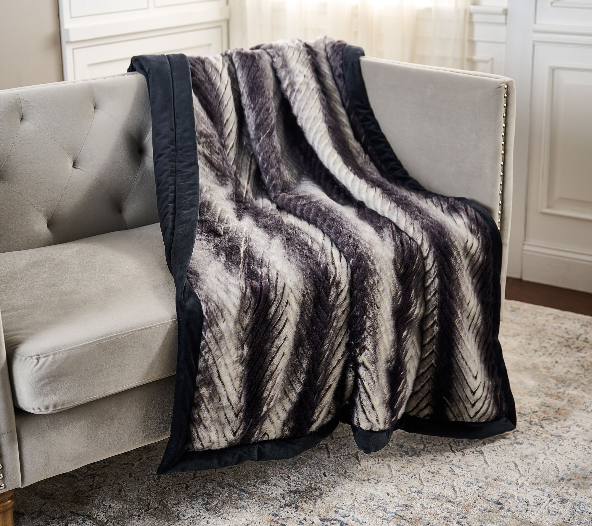 "As Is" Hotel Du Cobb Polo Club Luxe Faux Fur Throw by Dennis Basso