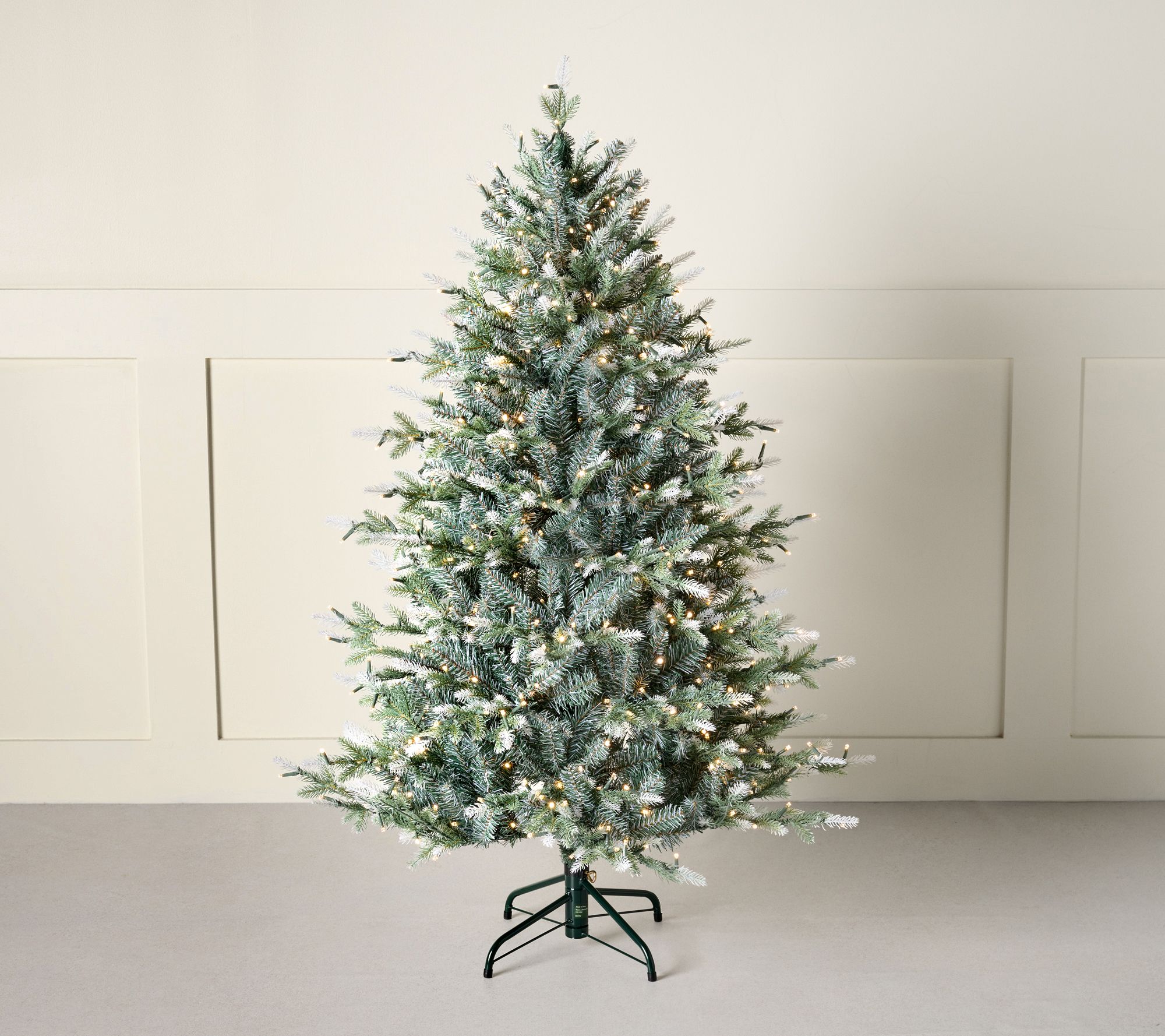 "As Is" Bethlehem Lights 5' Grand Fir Tree w/4-in 1 LEDs & Bag