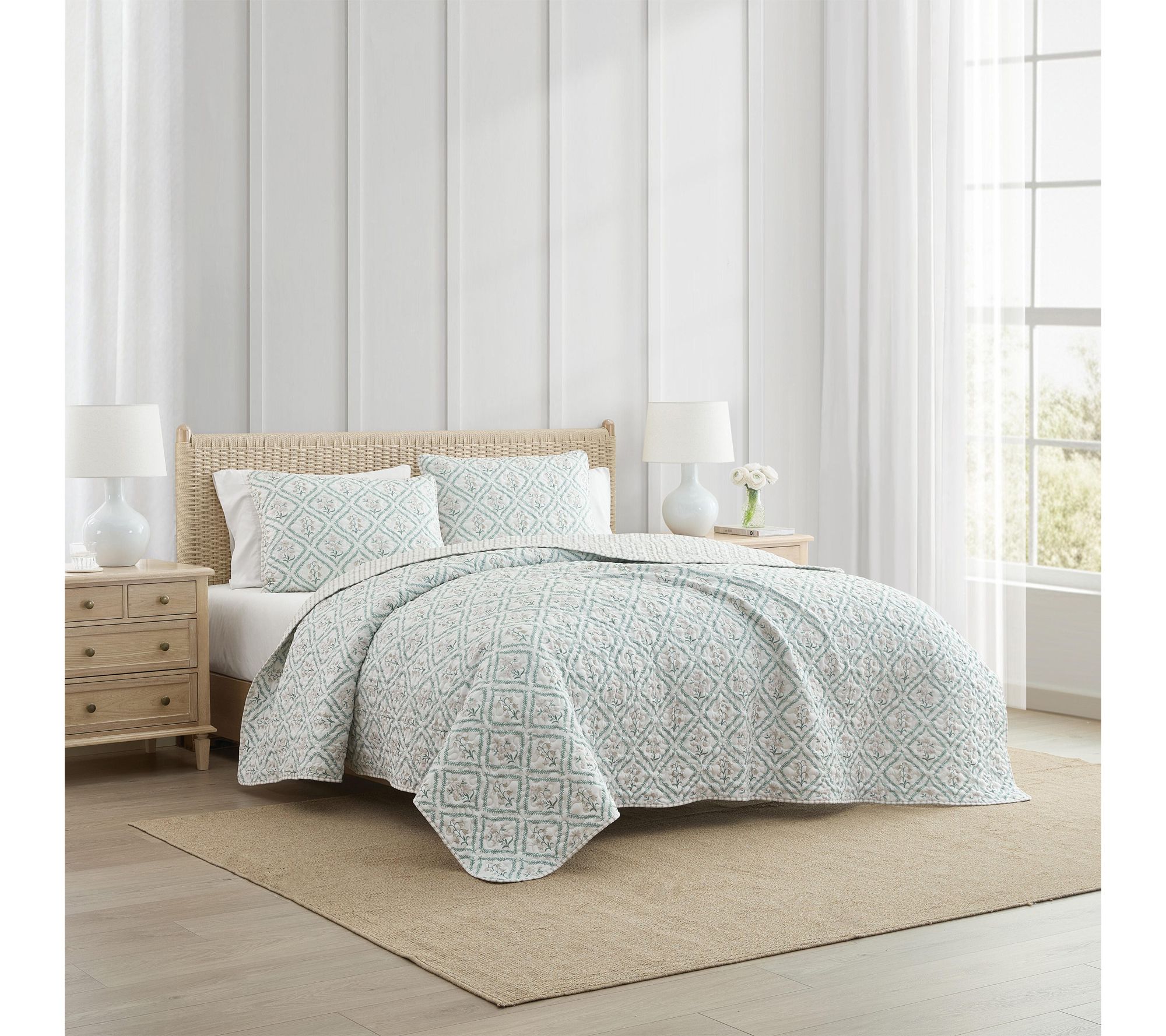 Martha Stewart Costa Green King Quilt Set