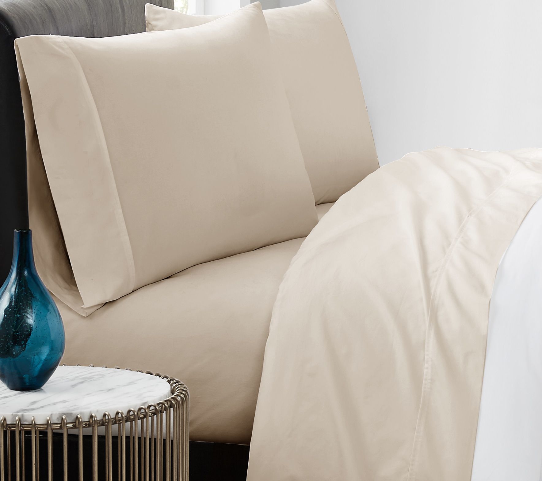 Vince Camuto 400TC Percale Queen 4 Piece Sheet Set