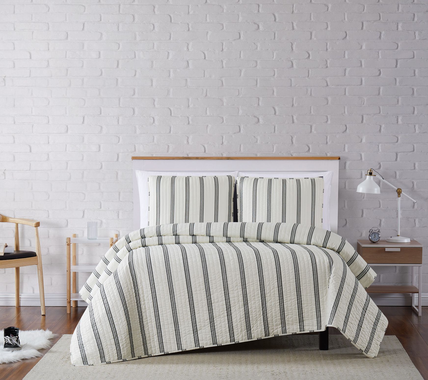 Truly Soft Millennial Stripe King 3-Piece QuiltSet