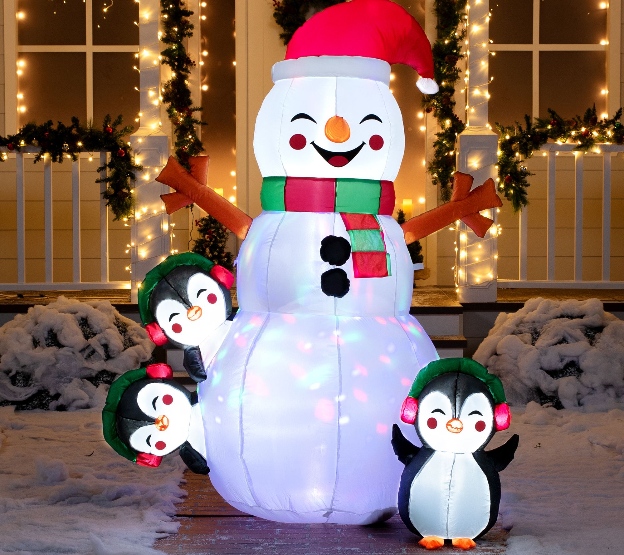 Joiedomi 6 ft Snowman w/ Penguins Inflatable Decoration